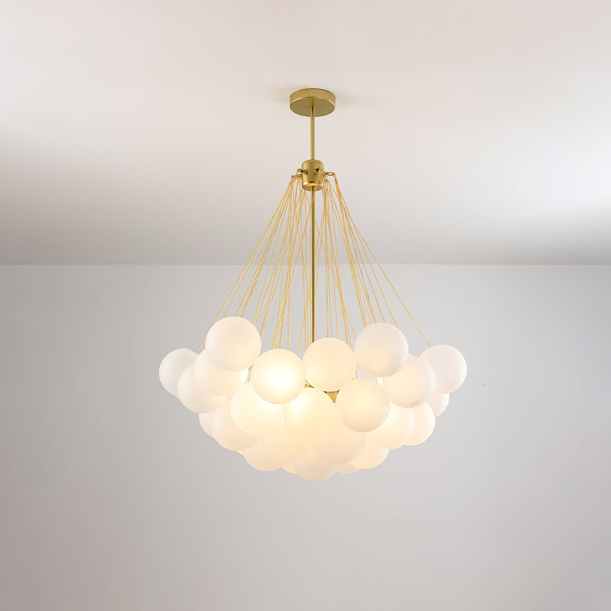Eiririra Chandelier Bubble Frosted Glass