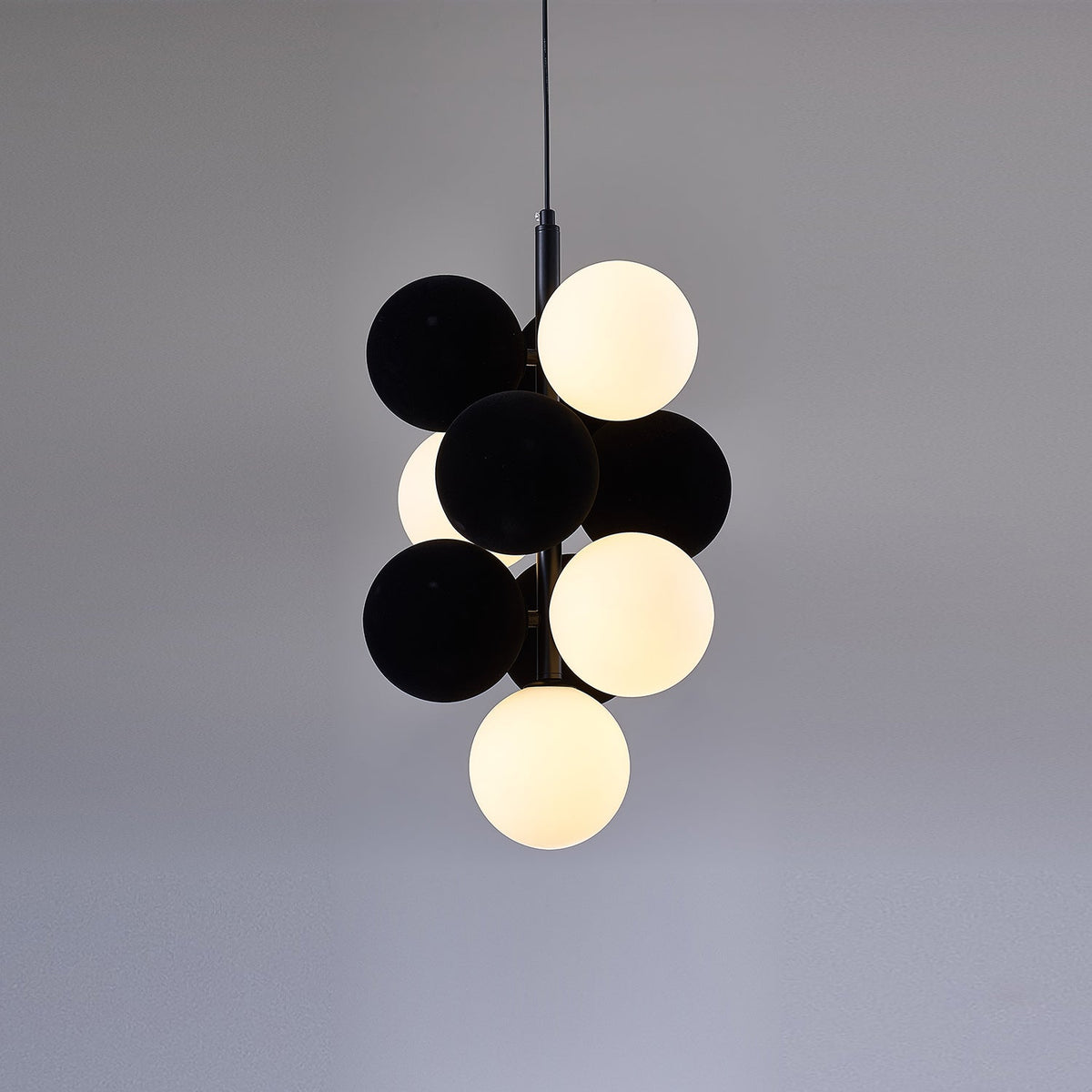 Blanor Industrial Artistic Pendant Lamp