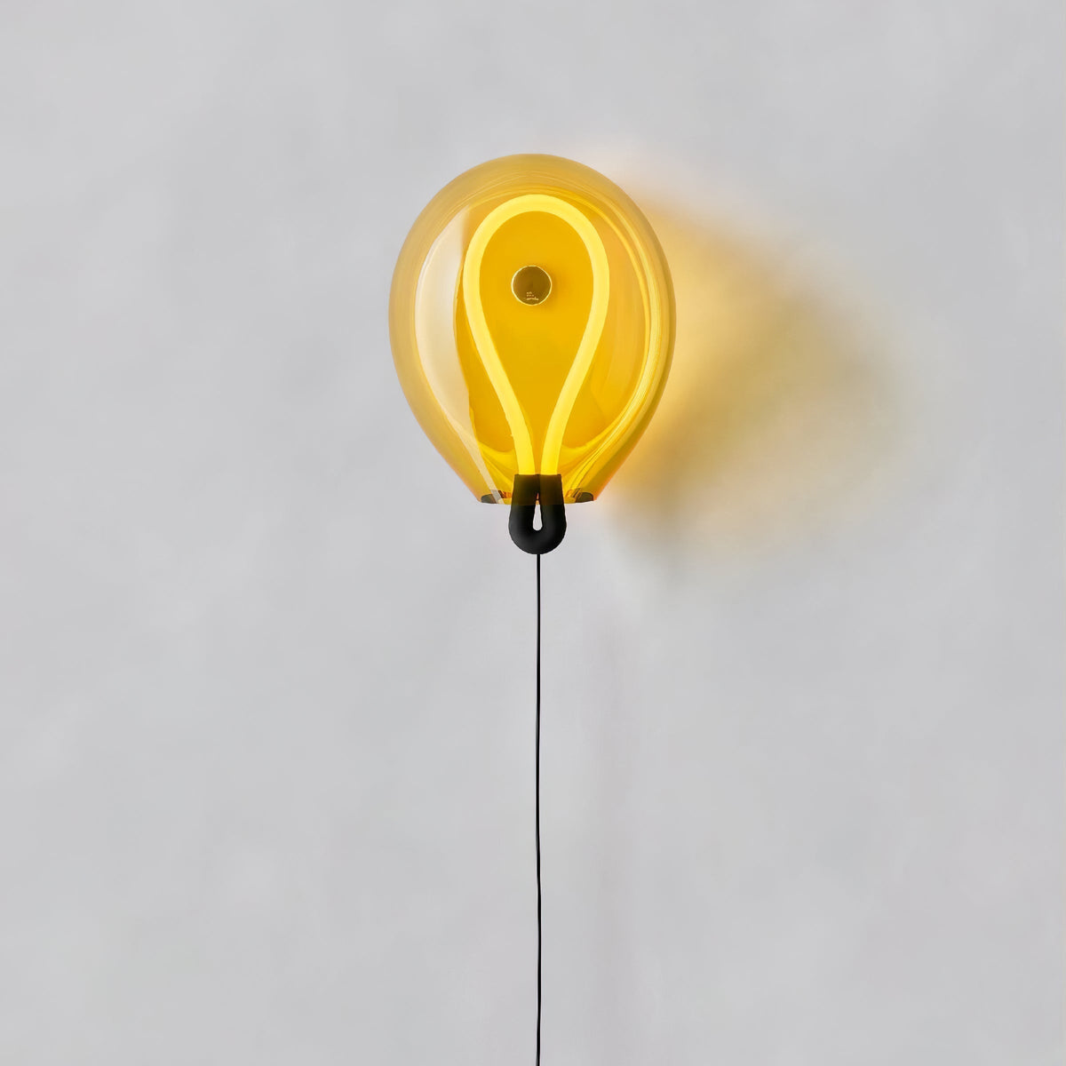 Lysolila Premium Nordic Art Glass Wall Light