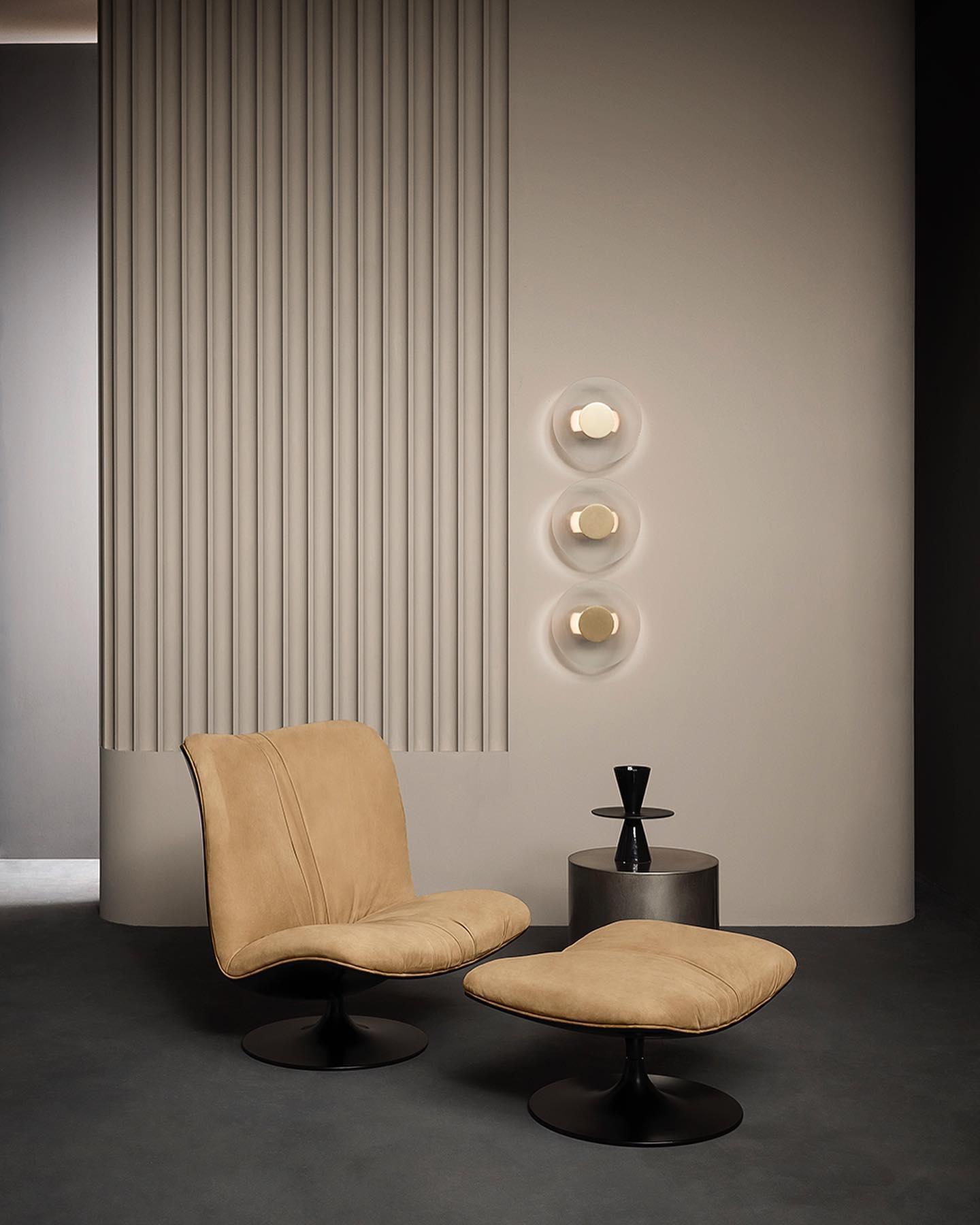 Dexven Premium Nordic Art Button Glass Wall Lamp