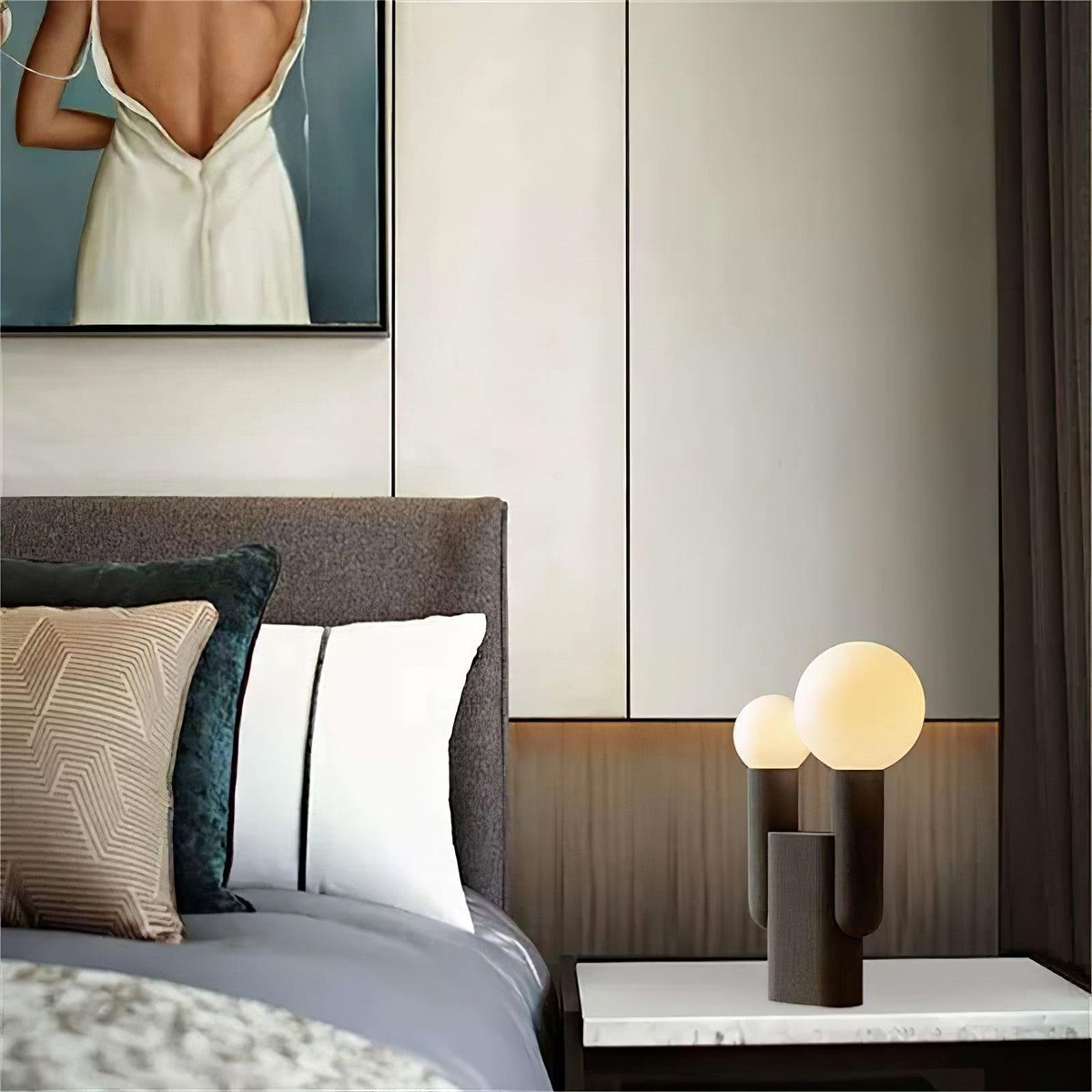 Zevelyre Organic Resin Wall Light