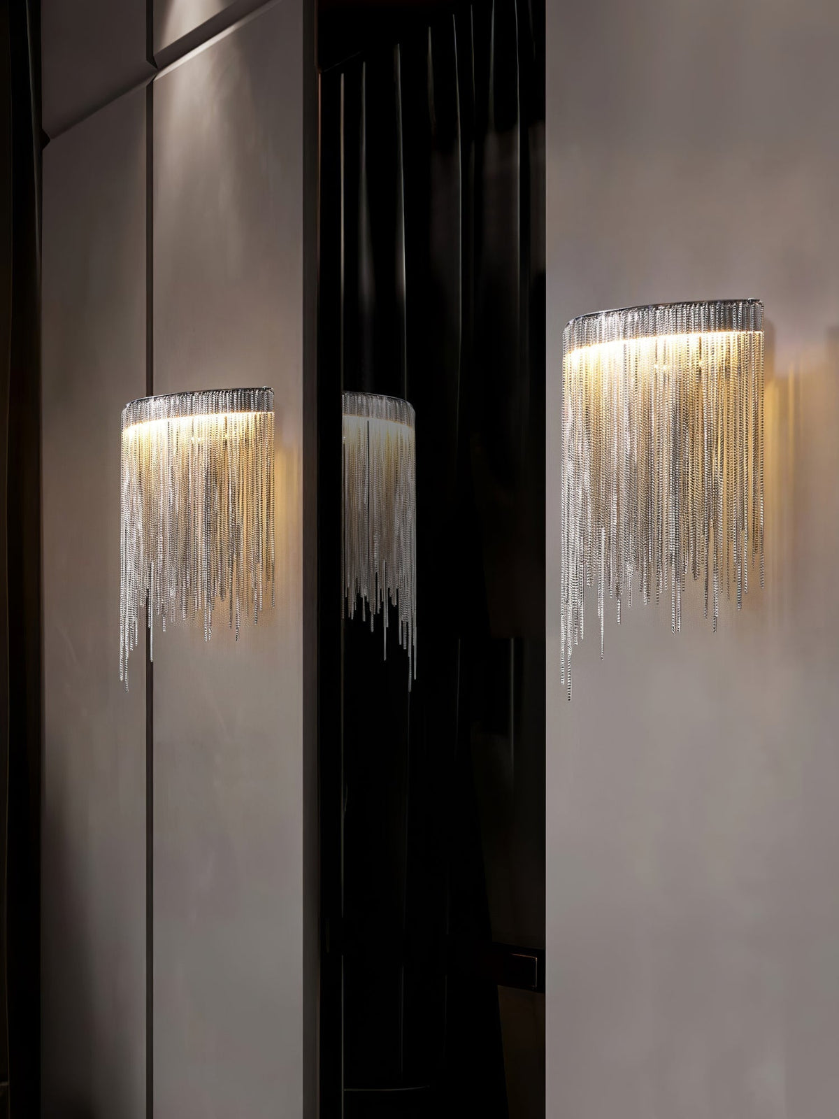 Gove Steel Elegant Wall Lamp