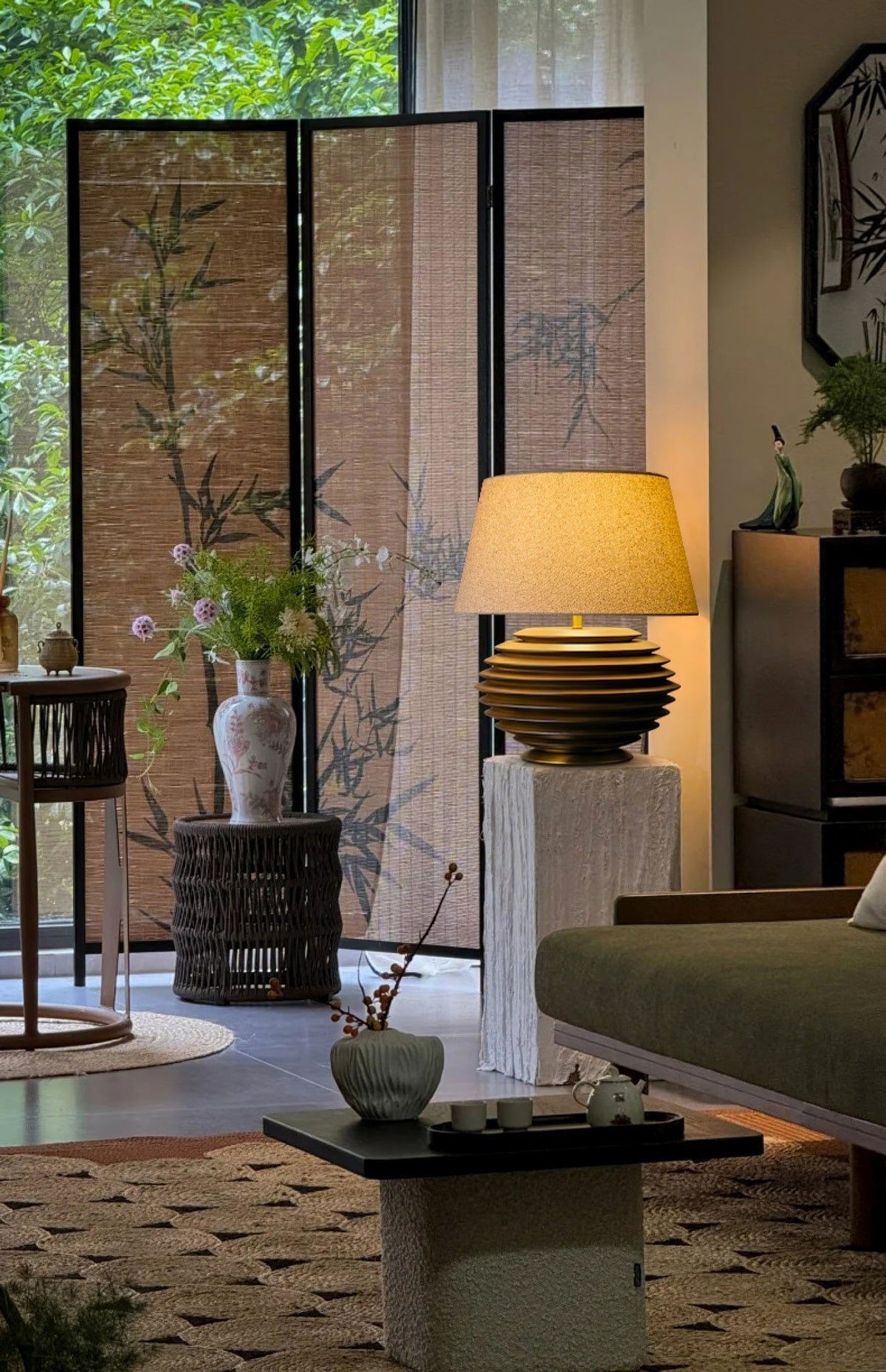 Abby Modern Table Lamp