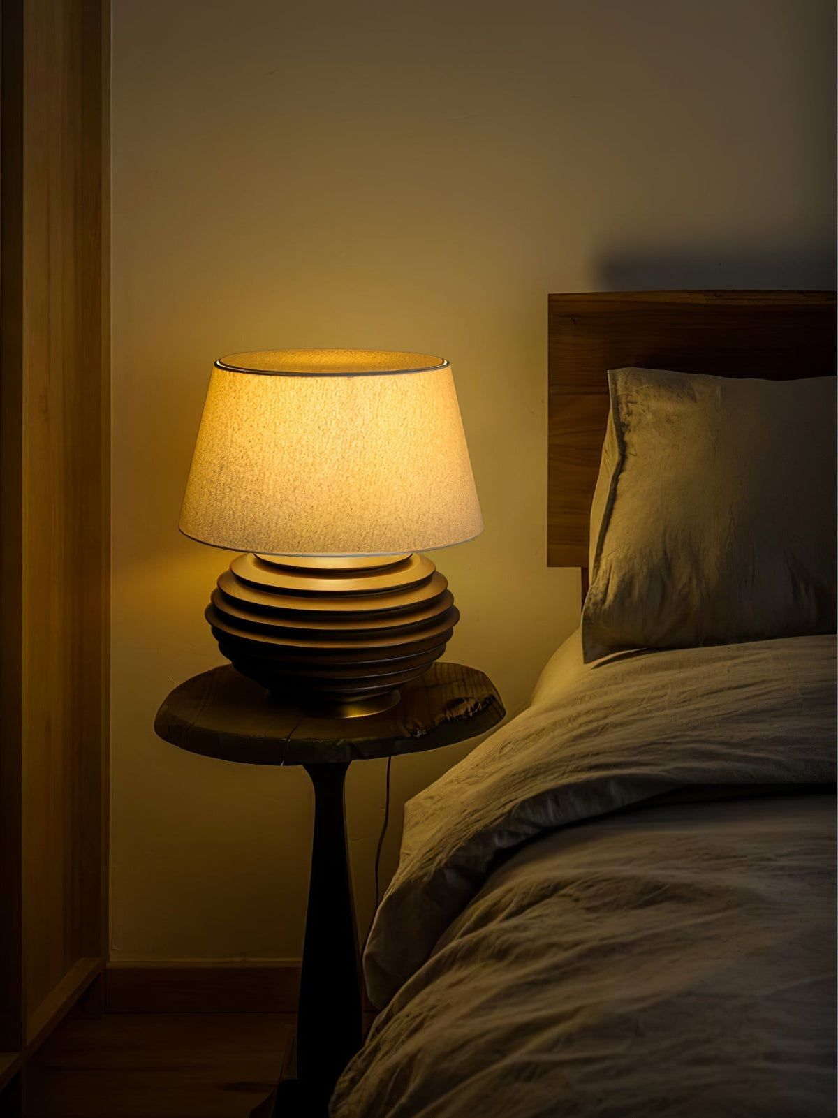 Abby Modern Table Lamp