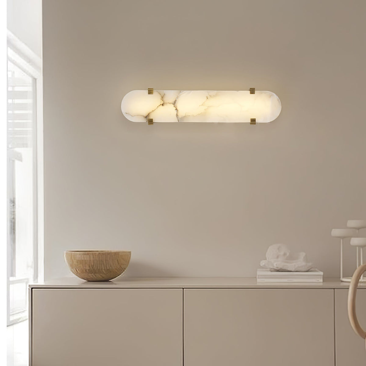 Nivanise Modern Alabaster Wall Light