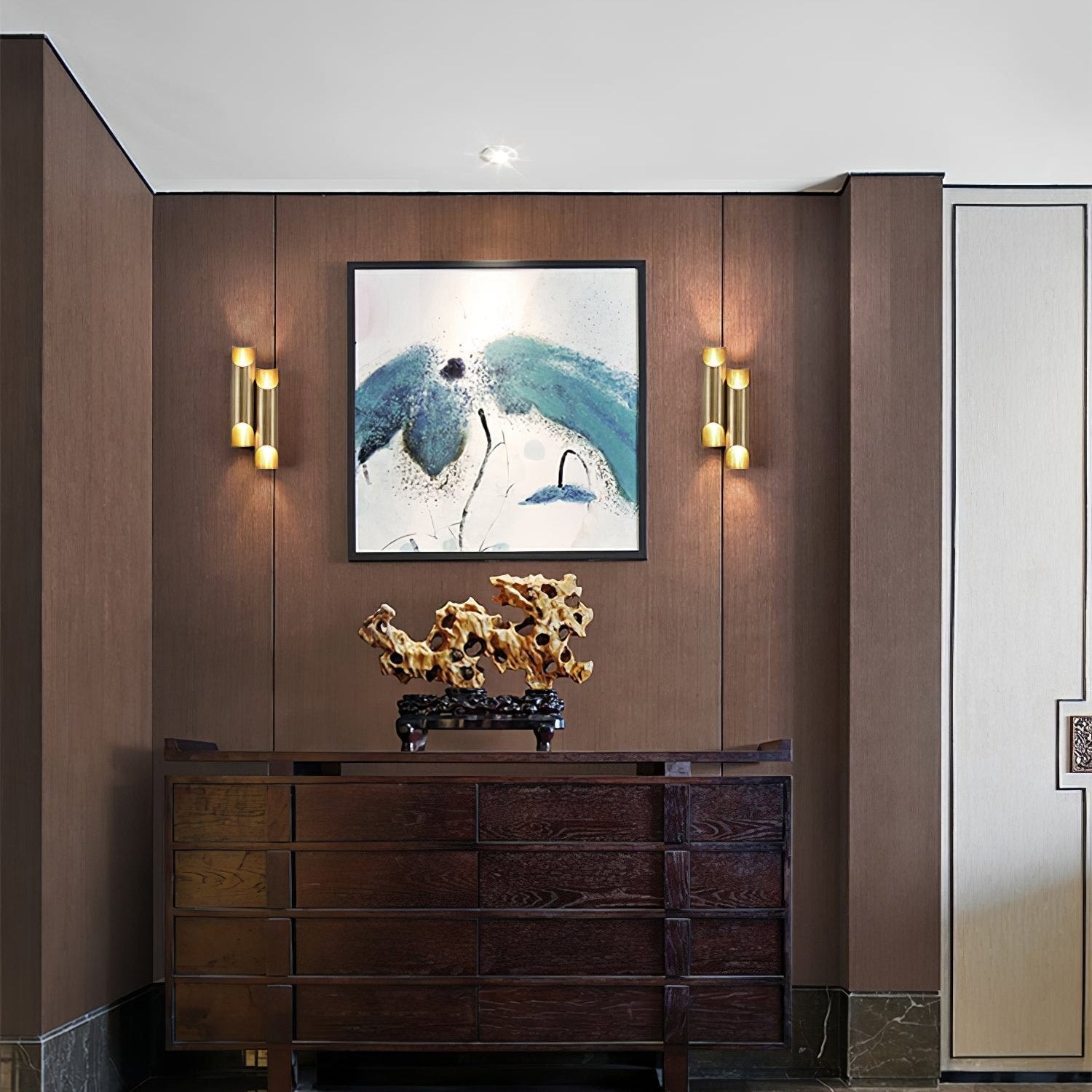 Zodoran Traditional Brass Wall Lamp