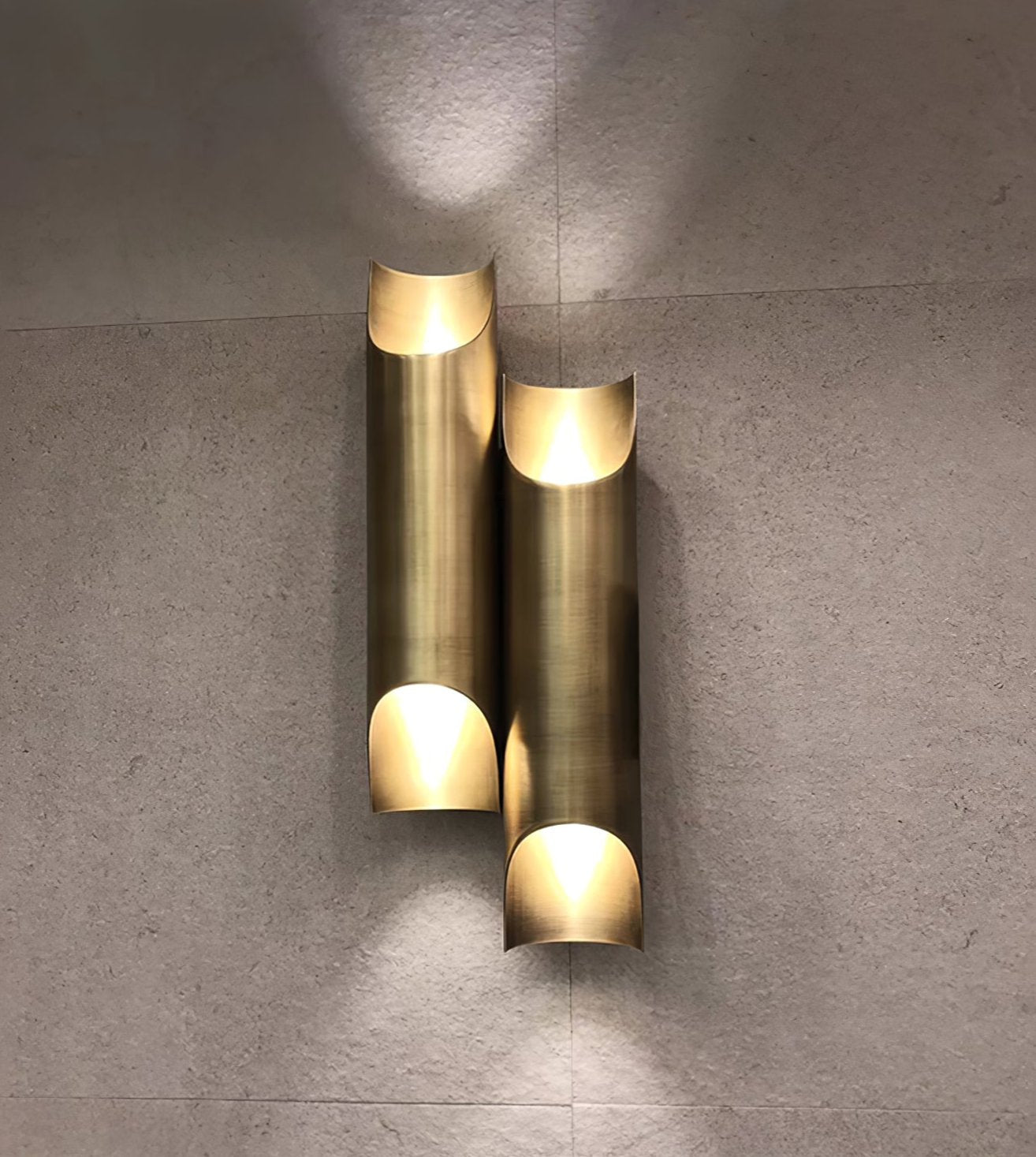 Zodoran Traditional Brass Wall Lamp