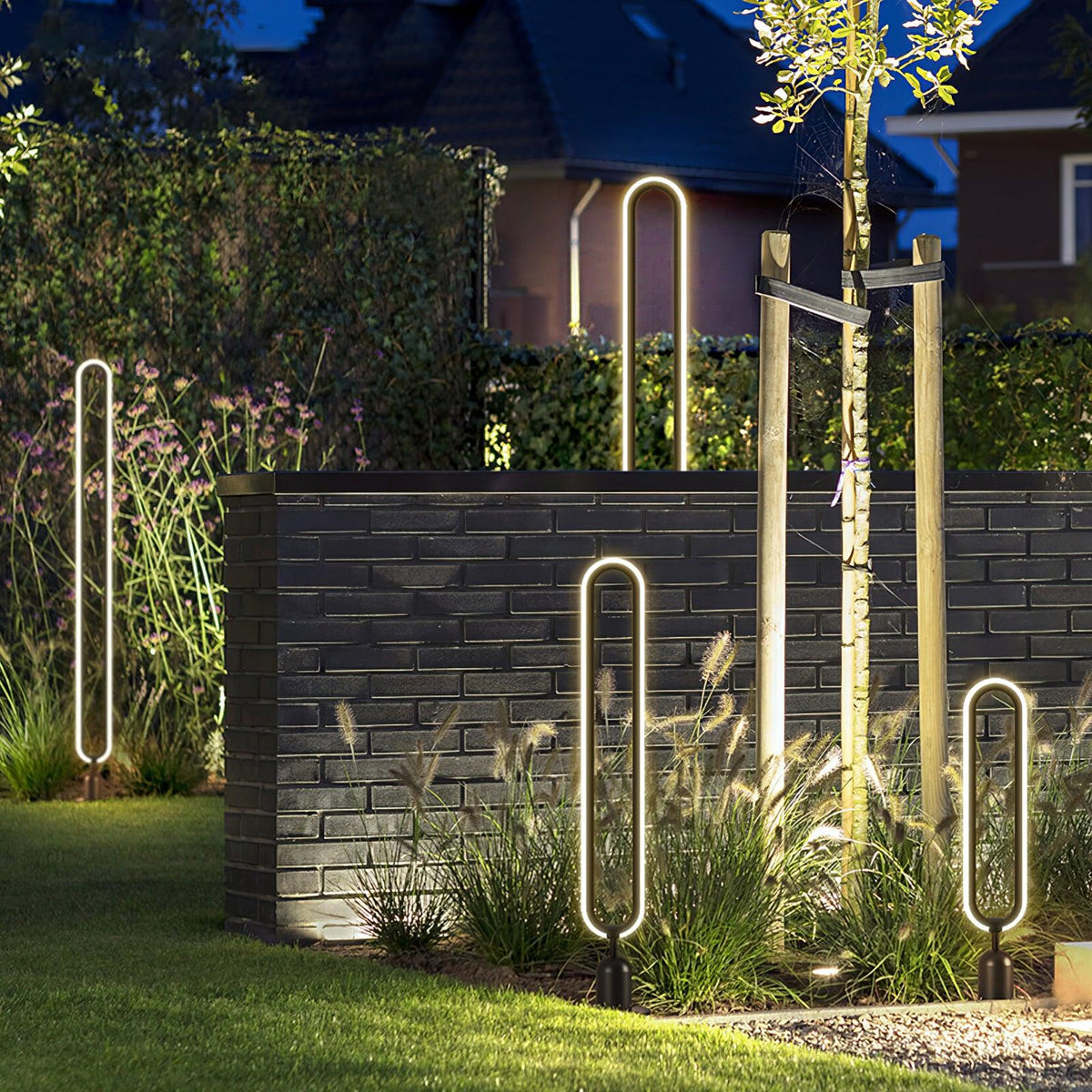 Ovalor Black Garden Outdoor Light