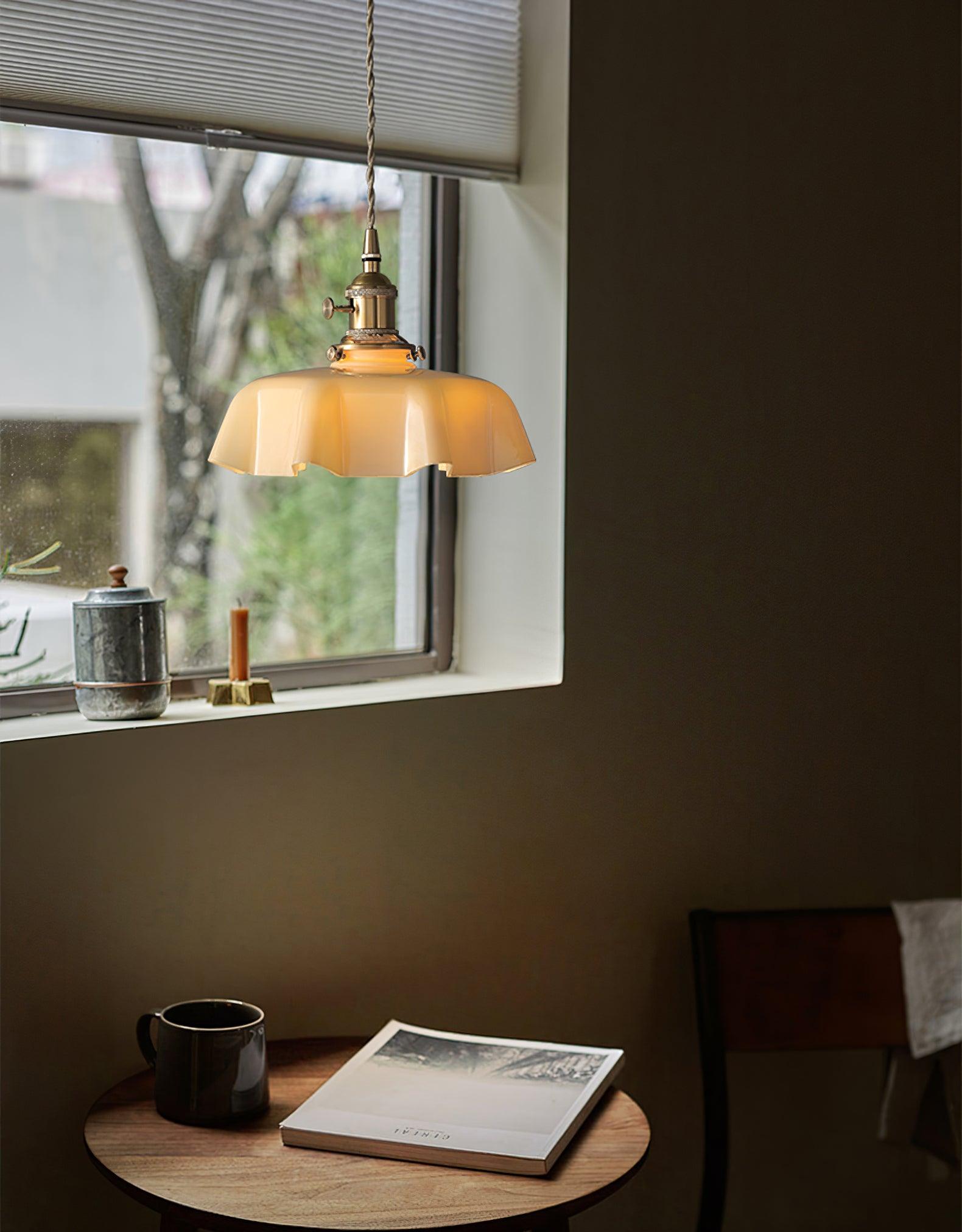 Lustra Pendant Light French Flower for Dining Room - Neutral Decor