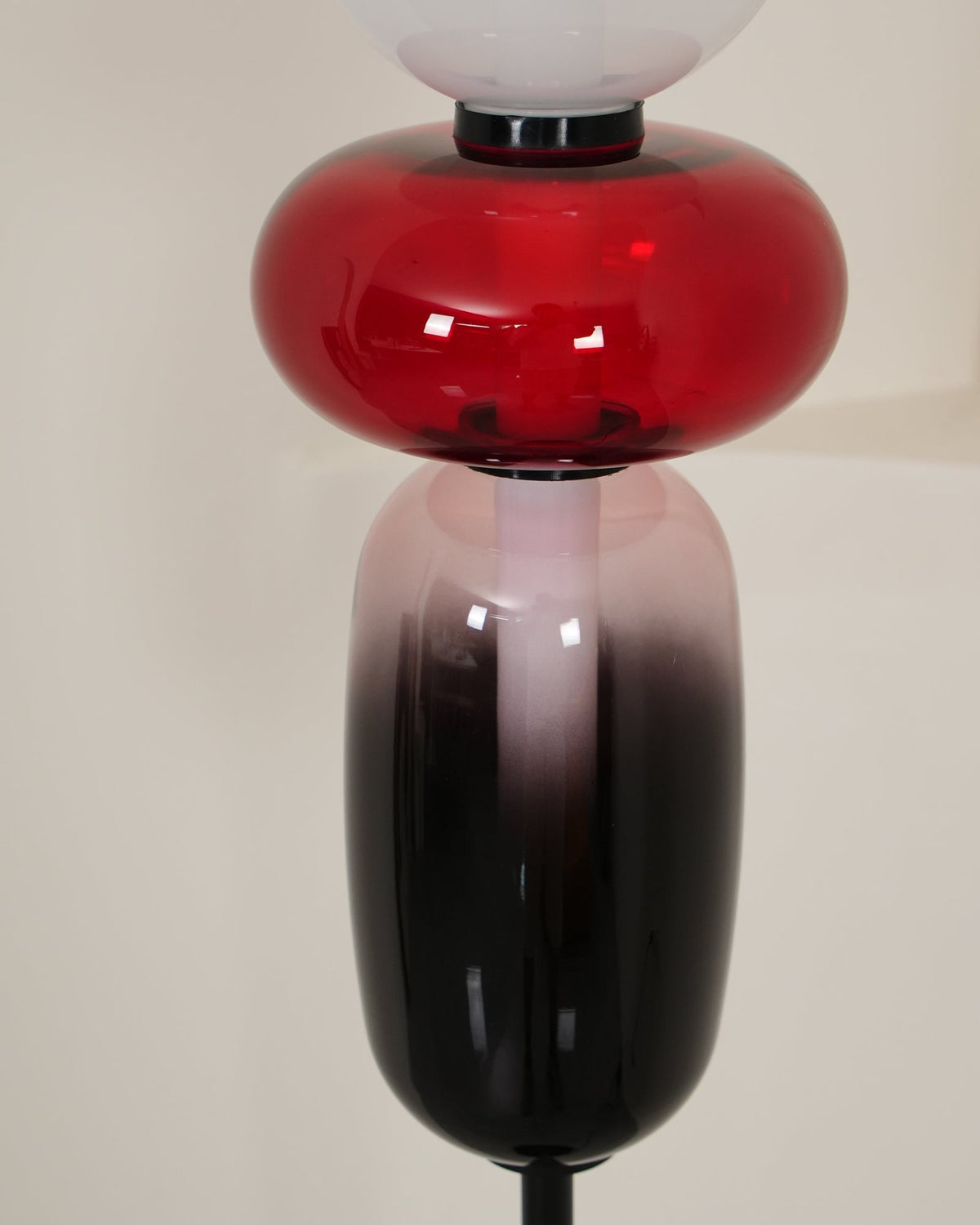 Lioroia Floor Lamp