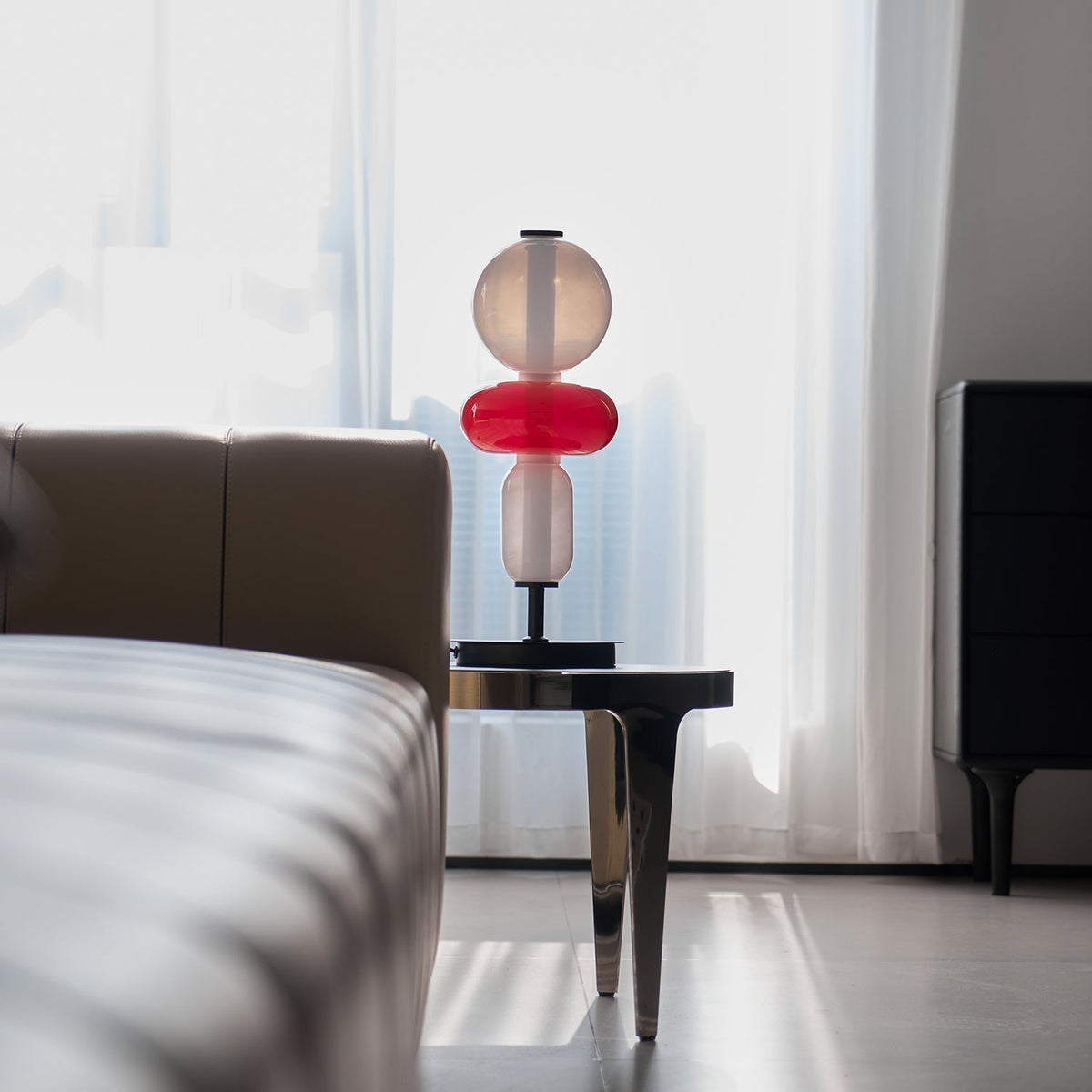 Rhovan Modern Table Lamp