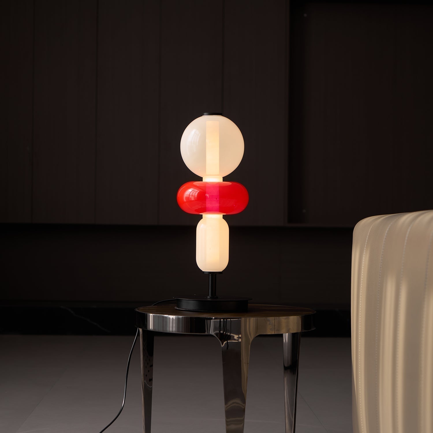 Rhovan Modern Table Lamp