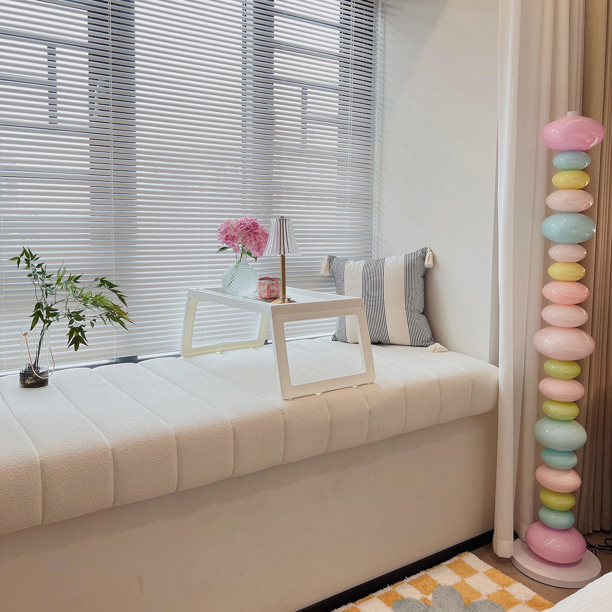 Avelare Marble Atristic Floor Lamp
