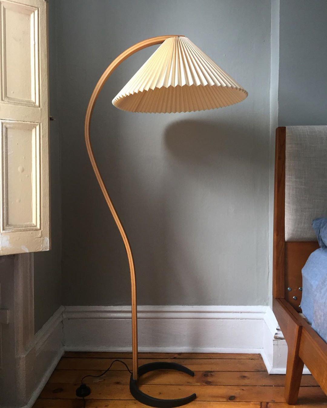 Viaro Wood Floor Lamp