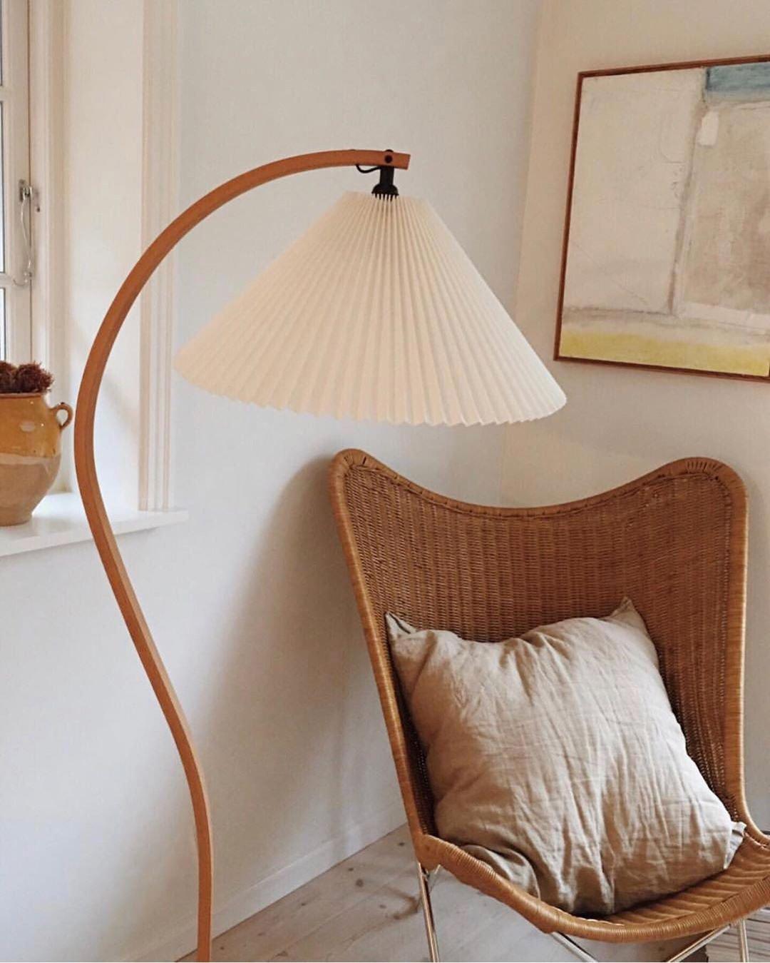 Viaro Wood Floor Lamp