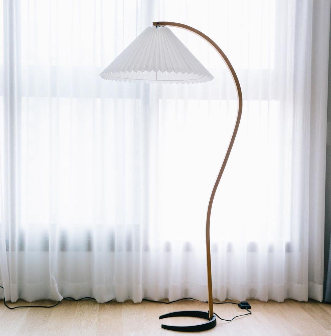 Viaro Wood Floor Lamp