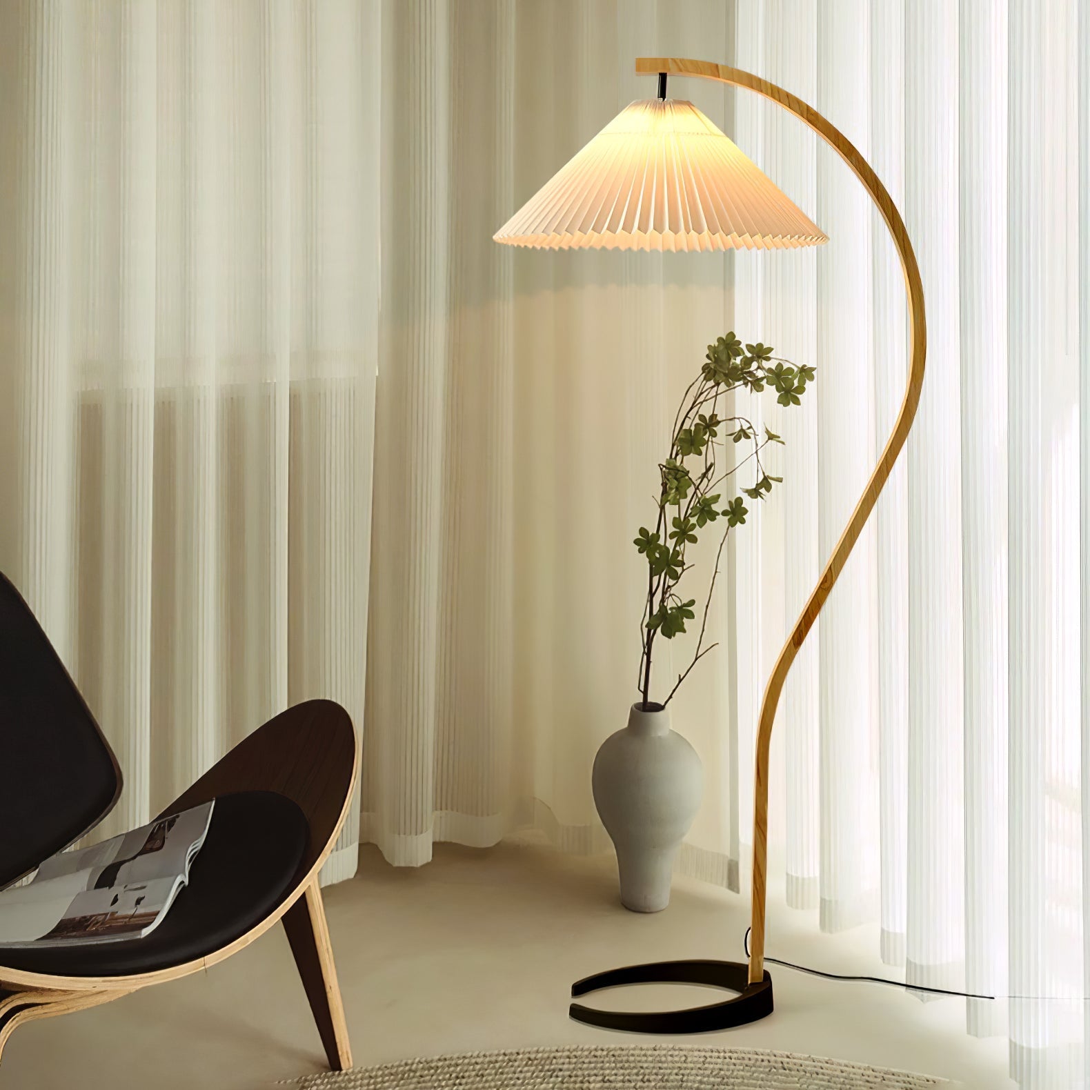 Viaro Wood Floor Lamp