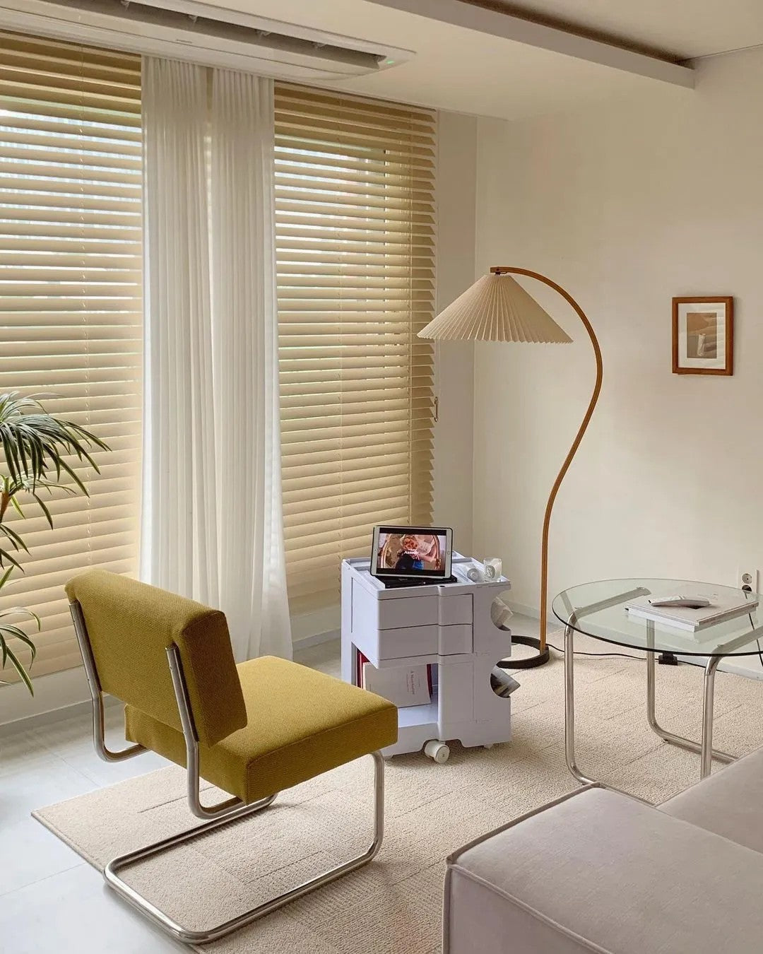 Viaro Wood Floor Lamp
