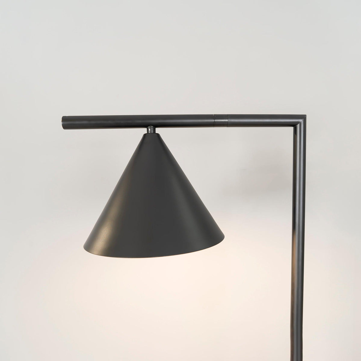 Nell Minimalist Floor Lamp