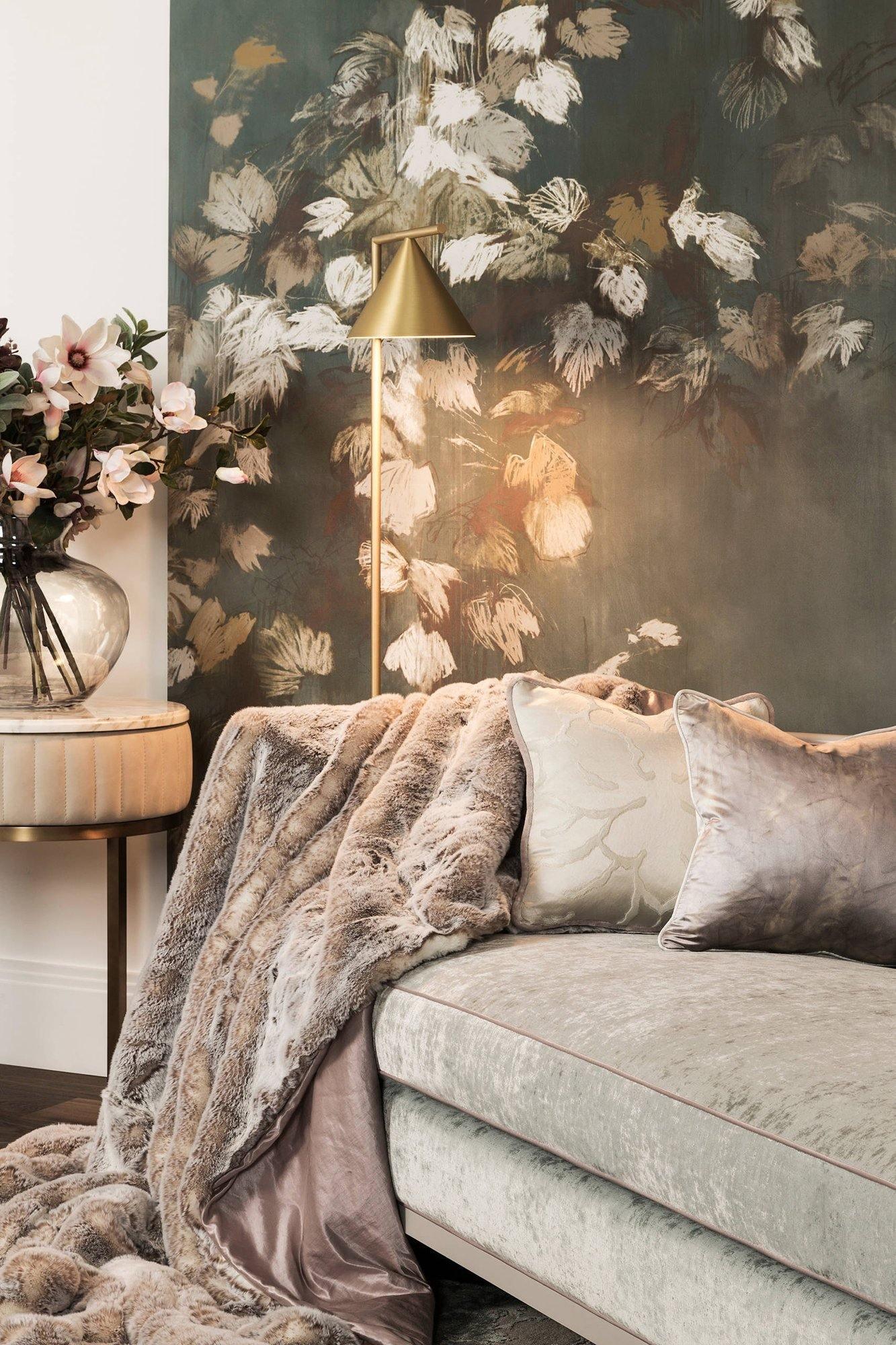 Nell Minimalist Floor Lamp - Neutral Decor