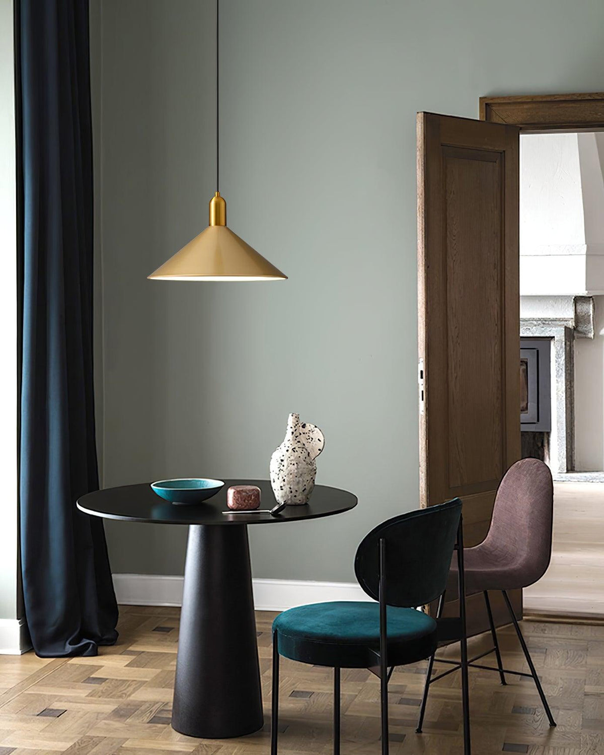 Stella Minimalist Pendant Light