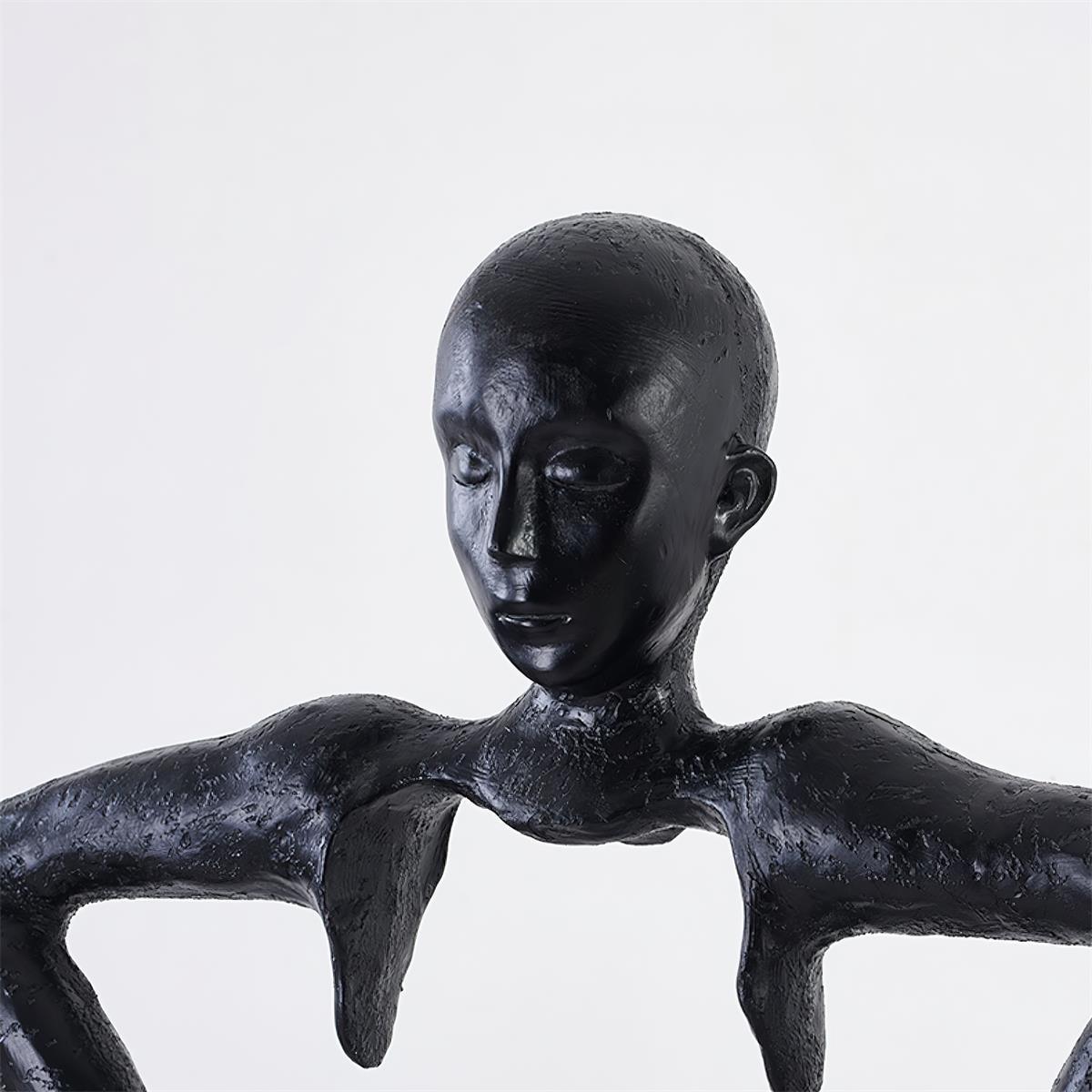 Vamiryra Sculptural Black Floor Lamp