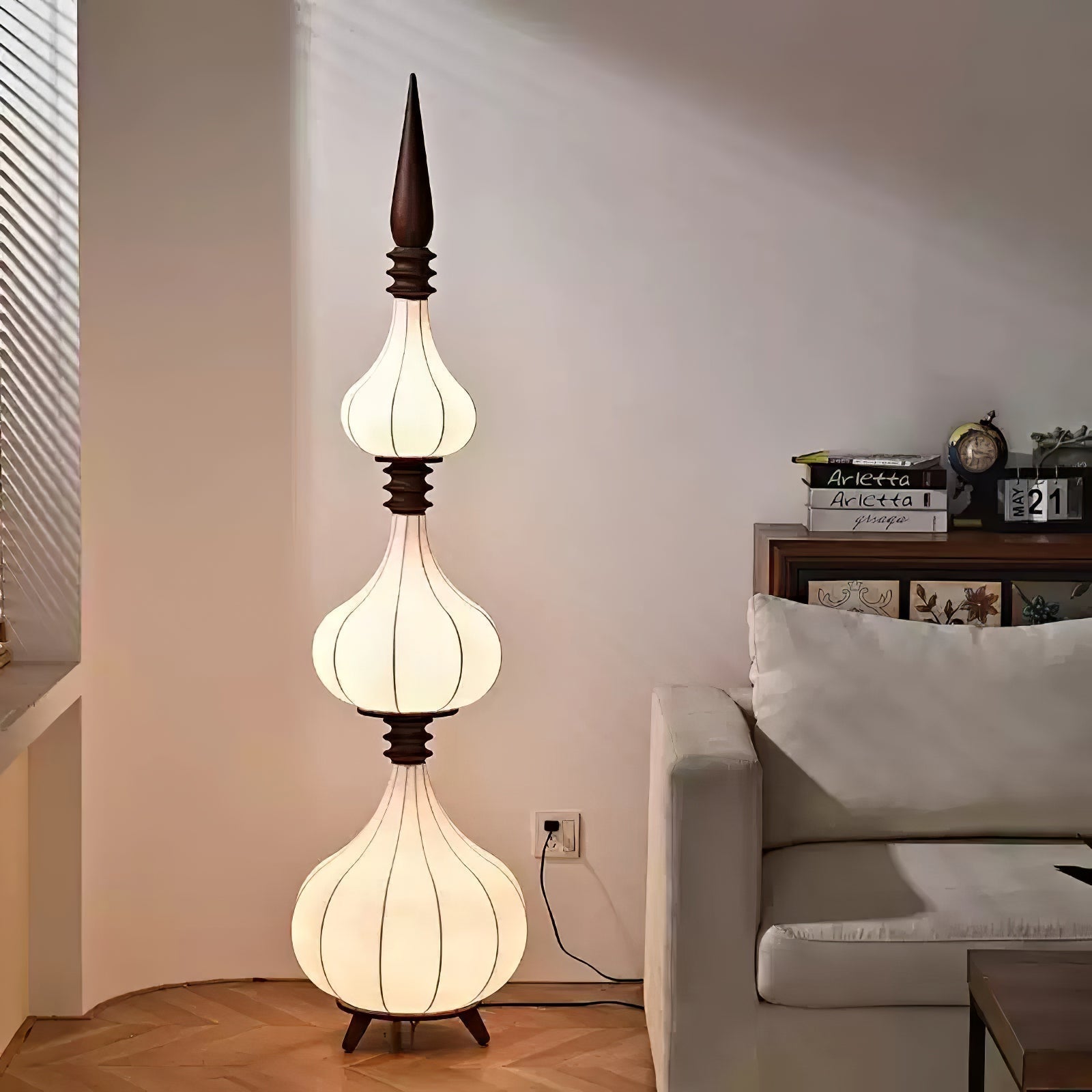 Cetalyra Tiered Gourd Floor Lamp