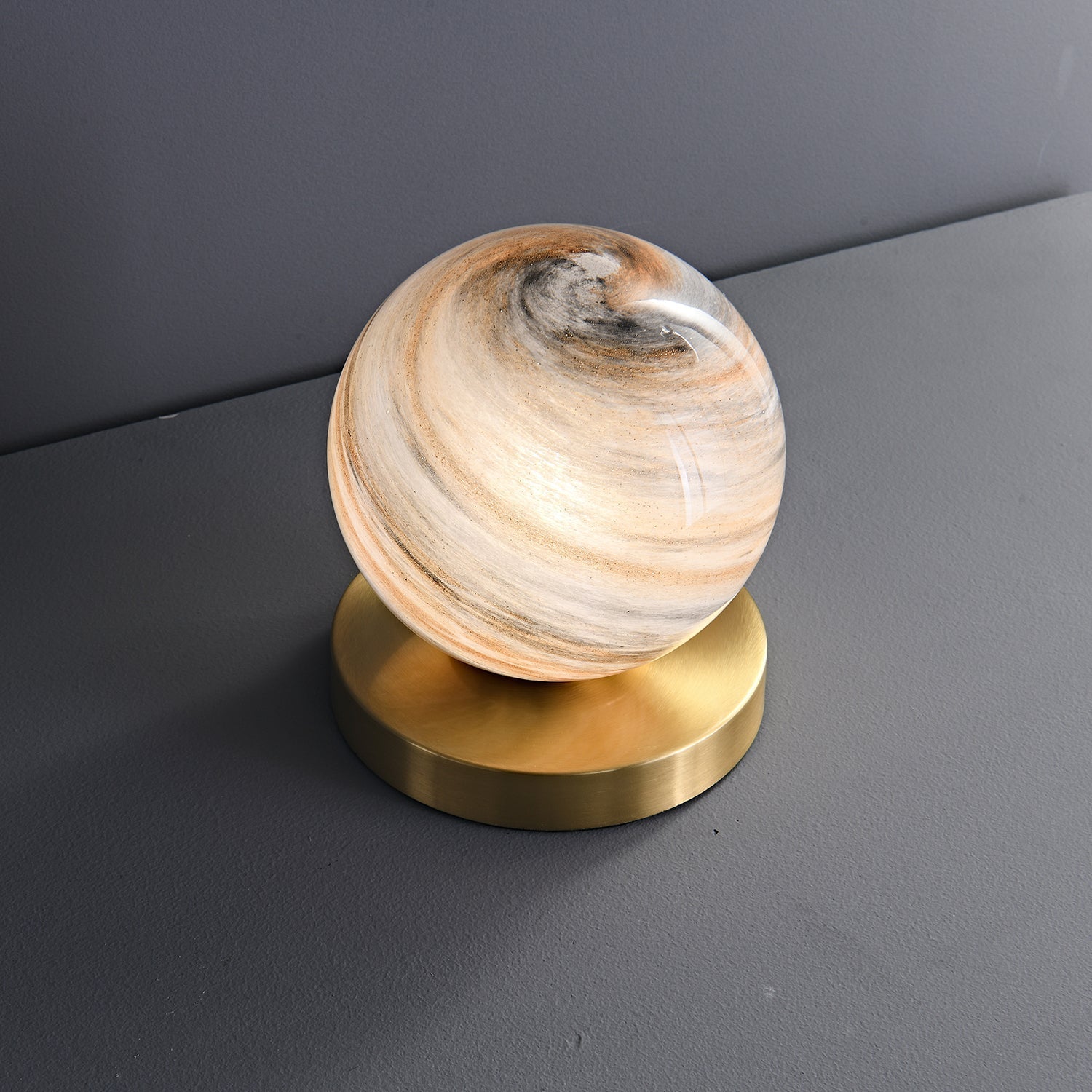 Casuelle Contemporary Brass Table Lamp