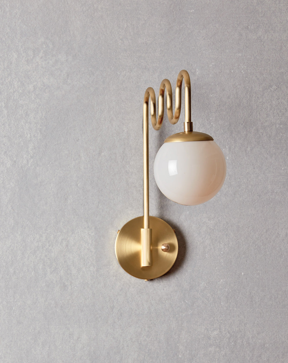 Averyn Wall Lamp