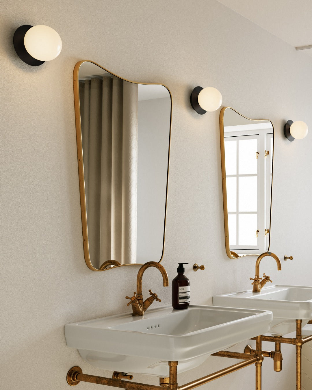 Irinor Premium Nordic Art Brass Wall Lamp