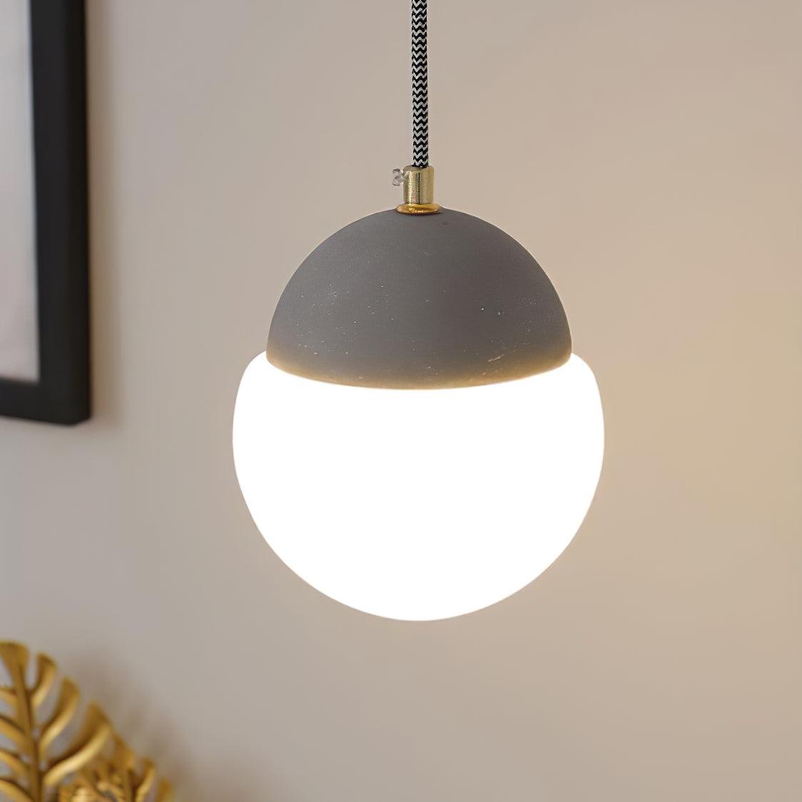 Ilraearis Glass Pendant Light