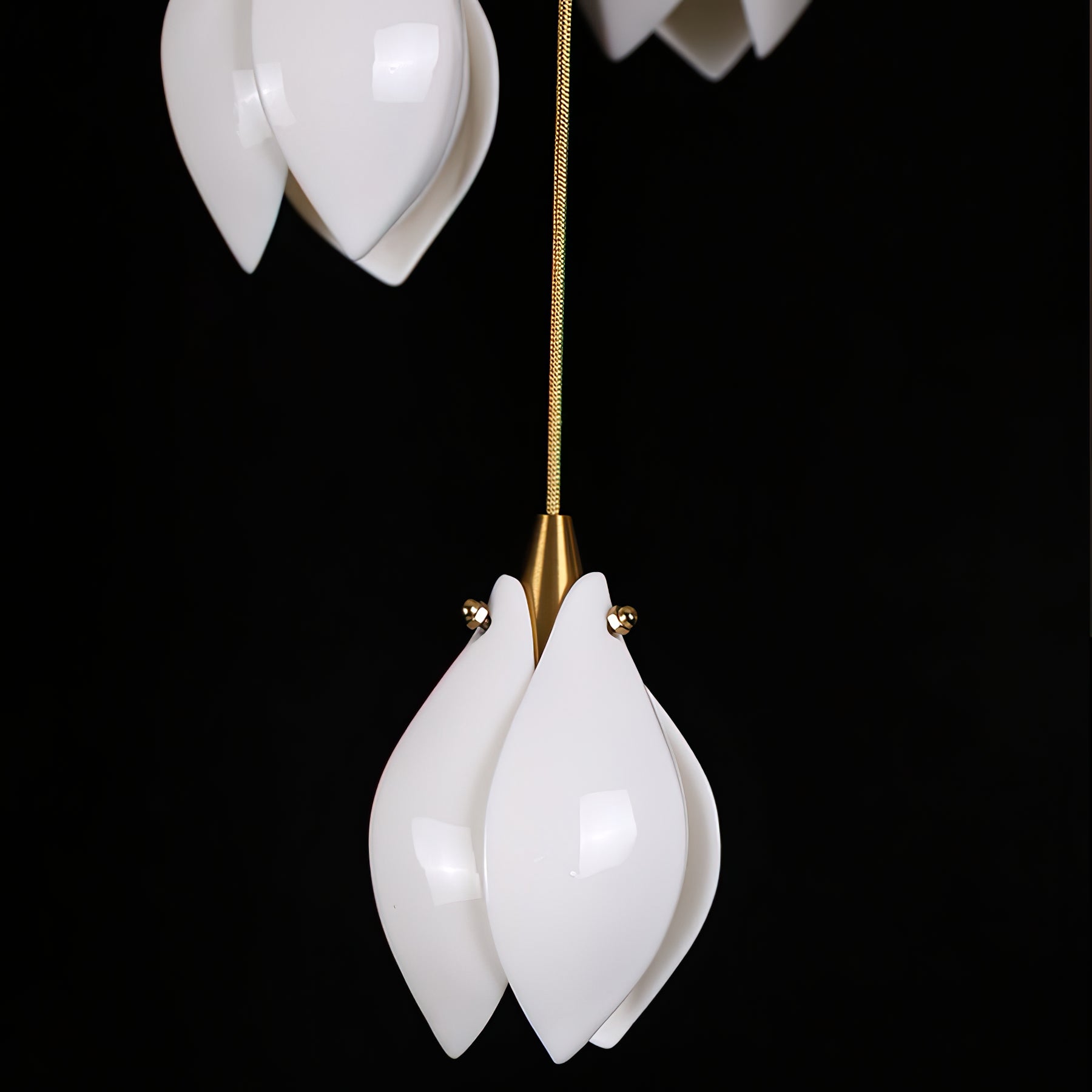 Lustra Pendant Lamp White Floral Ceramic - Neutral Decor