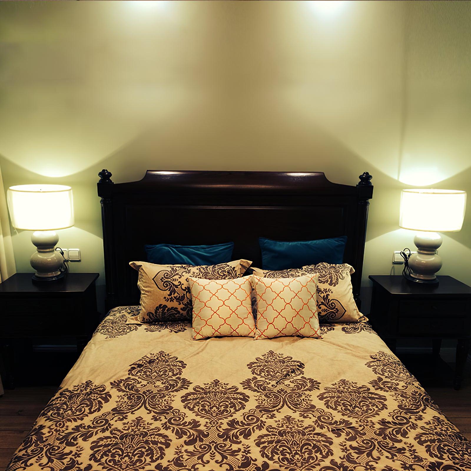 Velivella Modern Table Lamp