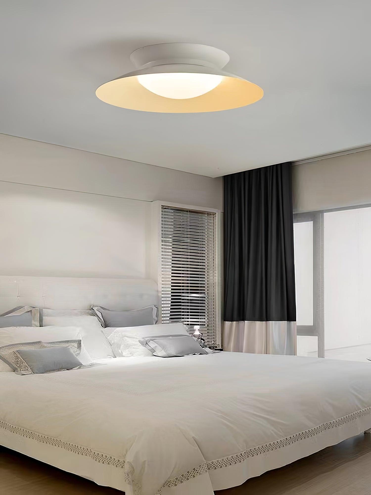 Zezoraris Ceiling Light