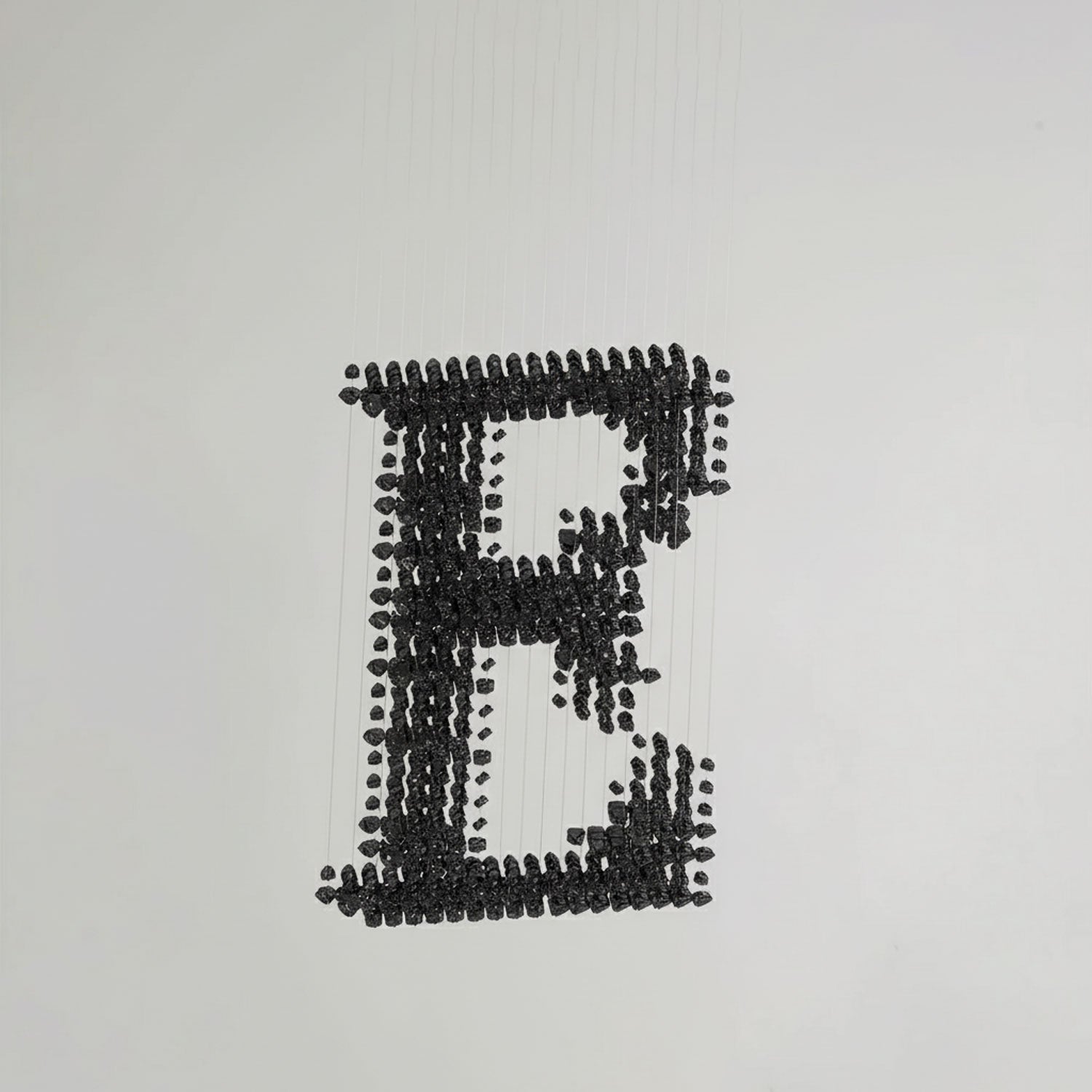 Orinridge Black Stones Chandelier