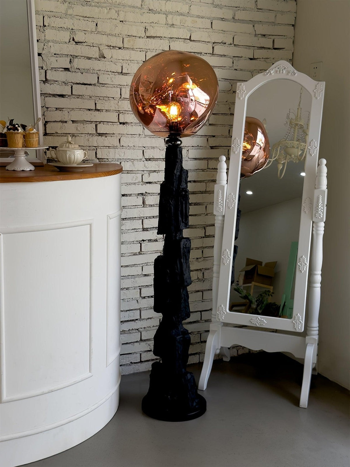 Ember Fashion Acrylic Floor Lamp