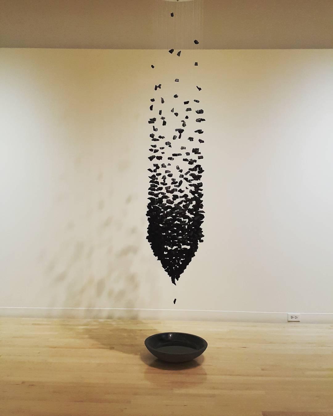 Orinridge Black Stones Chandelier
