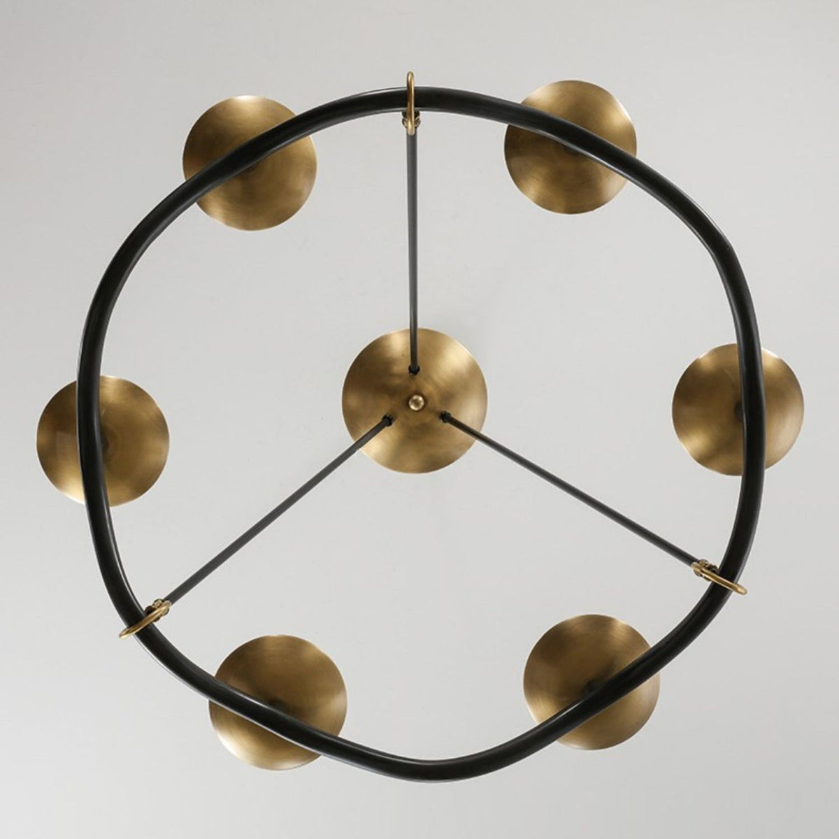 Evenor Elegance Vintage Brass Chandelier