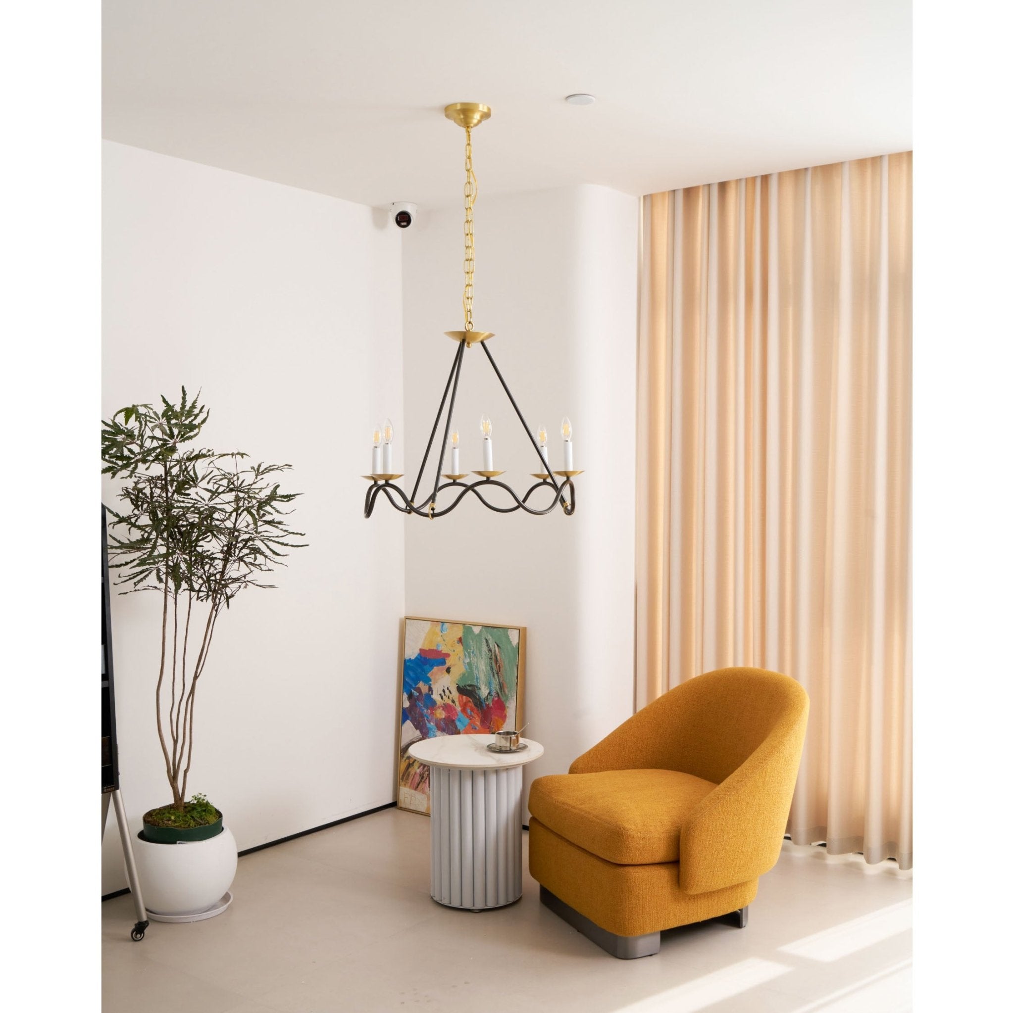 Evenor Elegance Vintage Brass Chandelier
