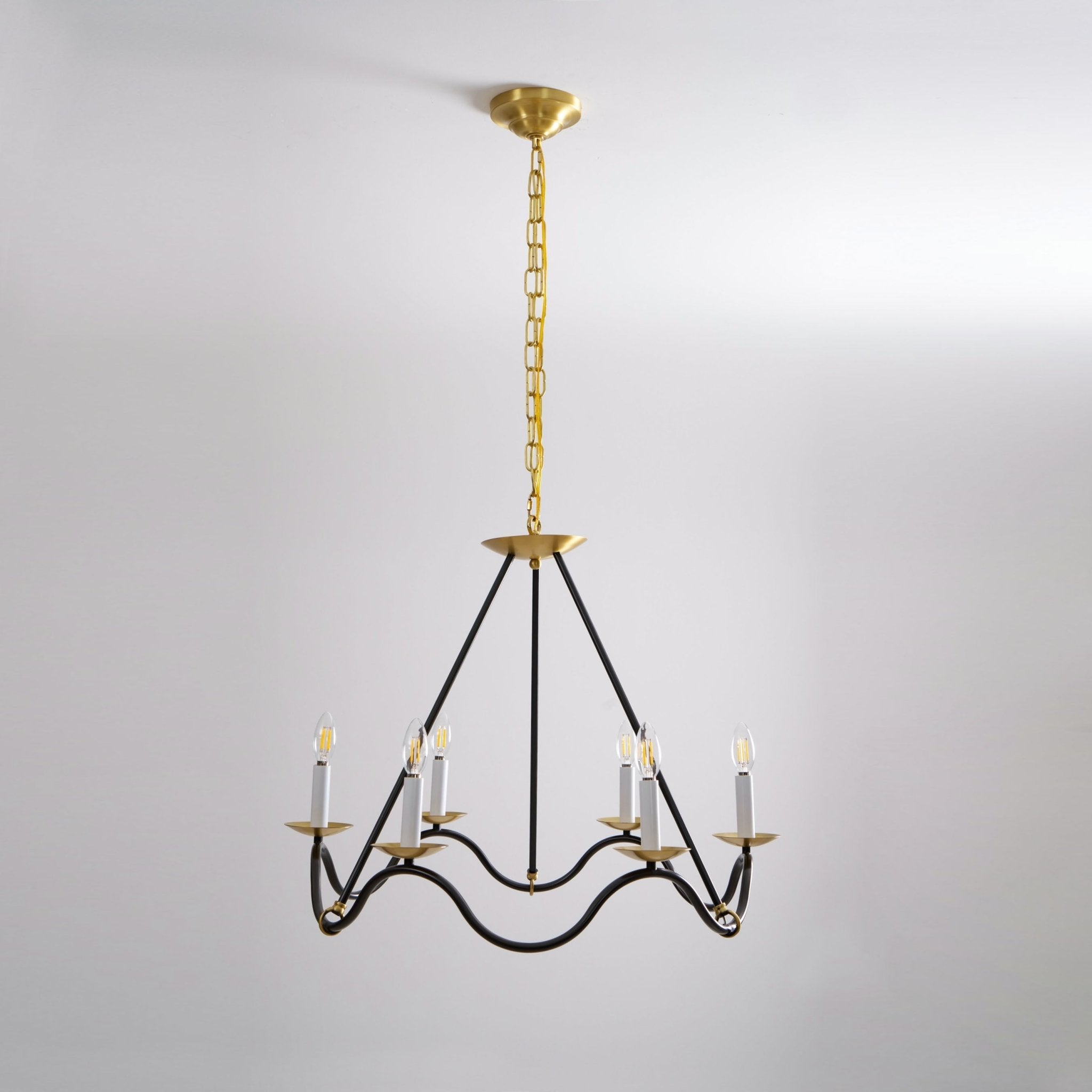 Evenor Elegance Vintage Brass Chandelier