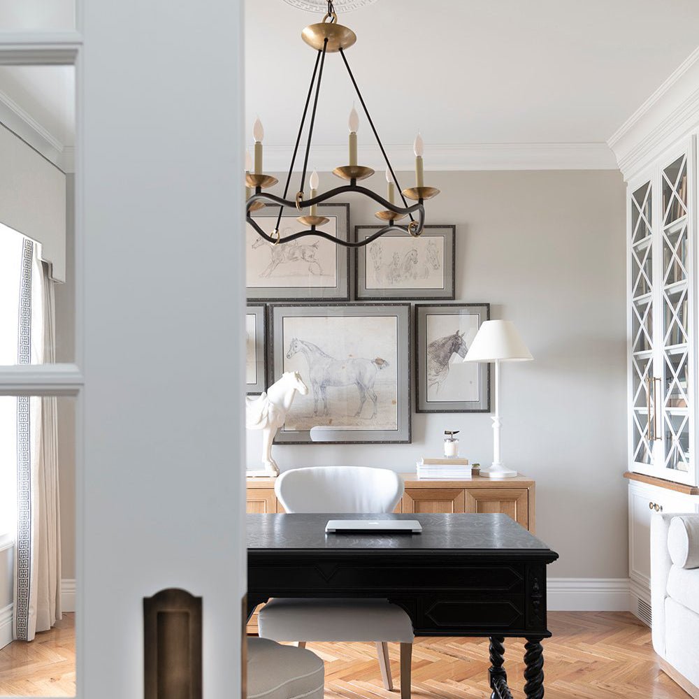 Evenor Elegance Vintage Brass Chandelier