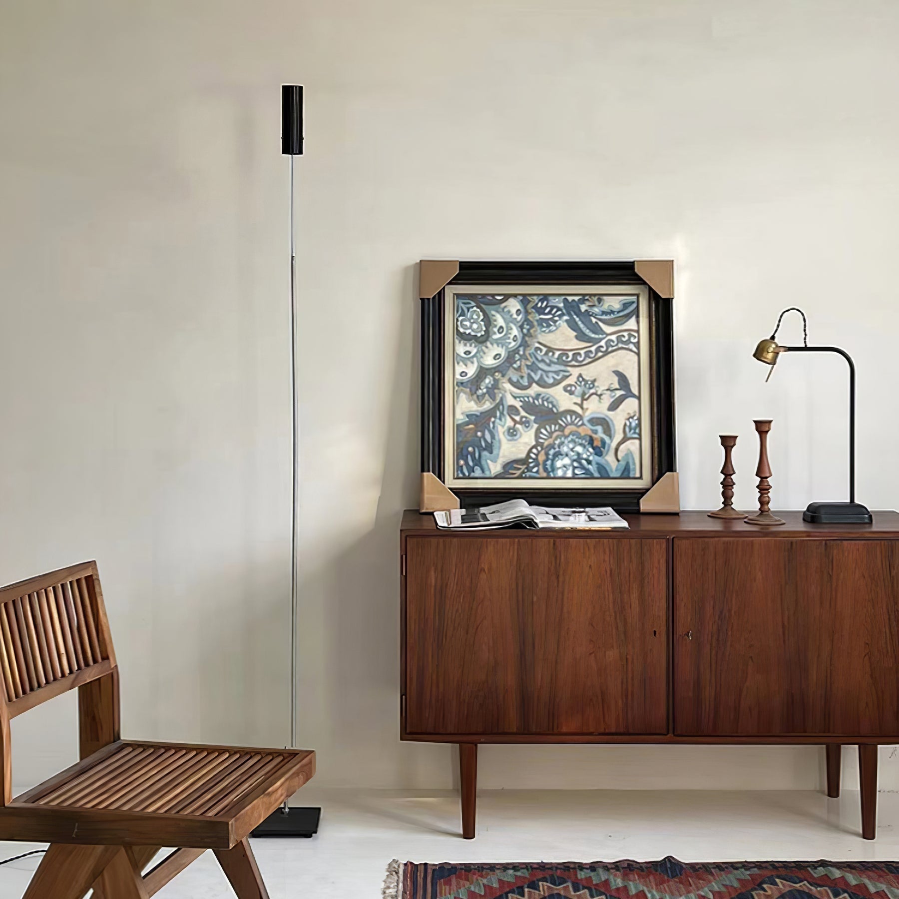 Telum Minimalist Black Floor Lamp