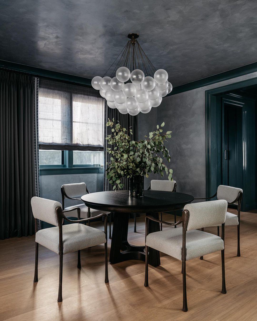 Eiririra Chandelier Bubble Frosted Glass