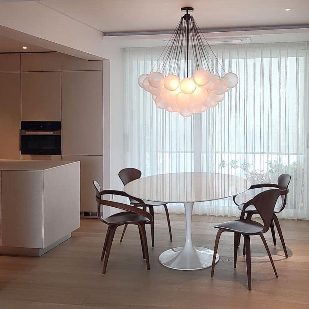 Eiririra Chandelier Bubble Frosted Glass