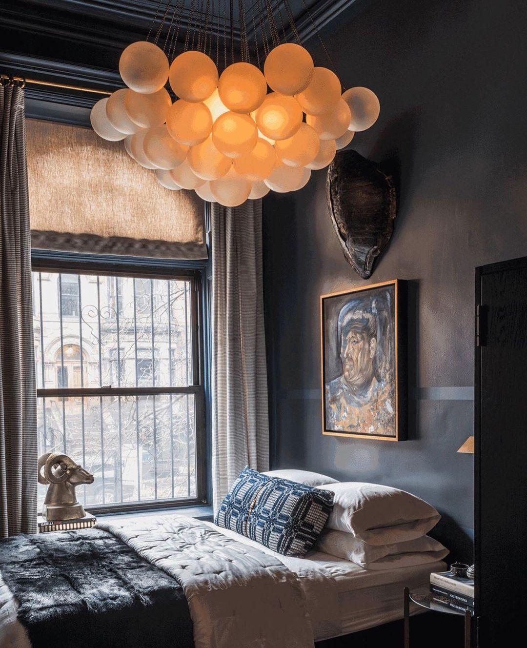 Eiririra Chandelier Bubble Frosted Glass