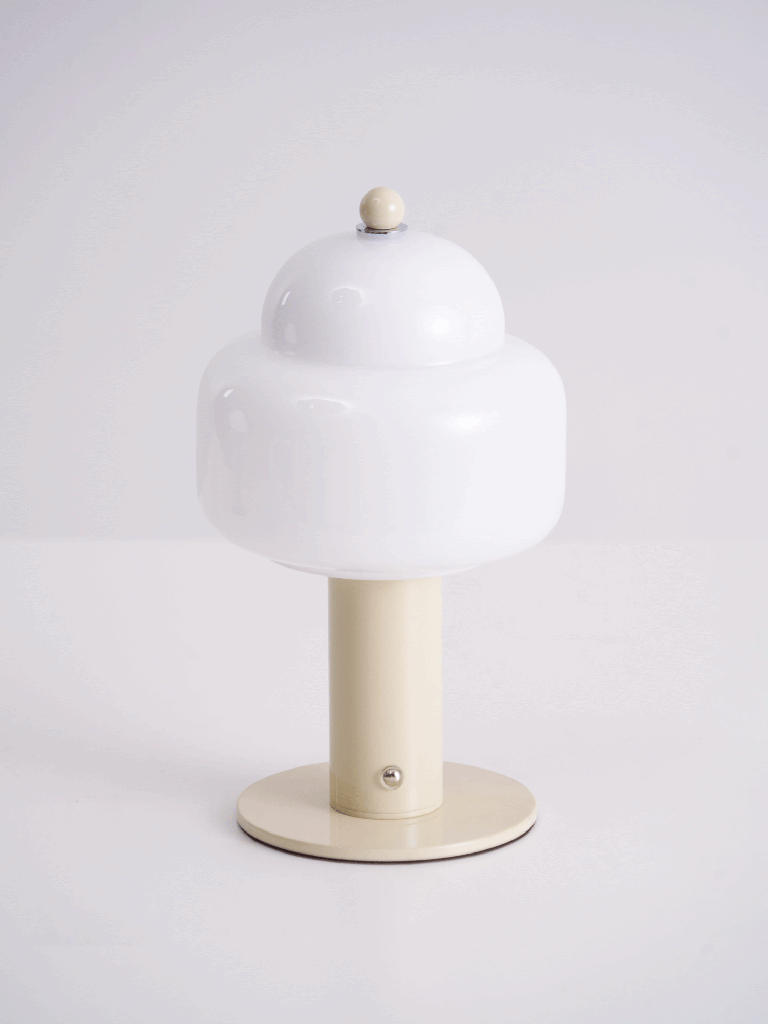Avenaella Modern Table Lamp