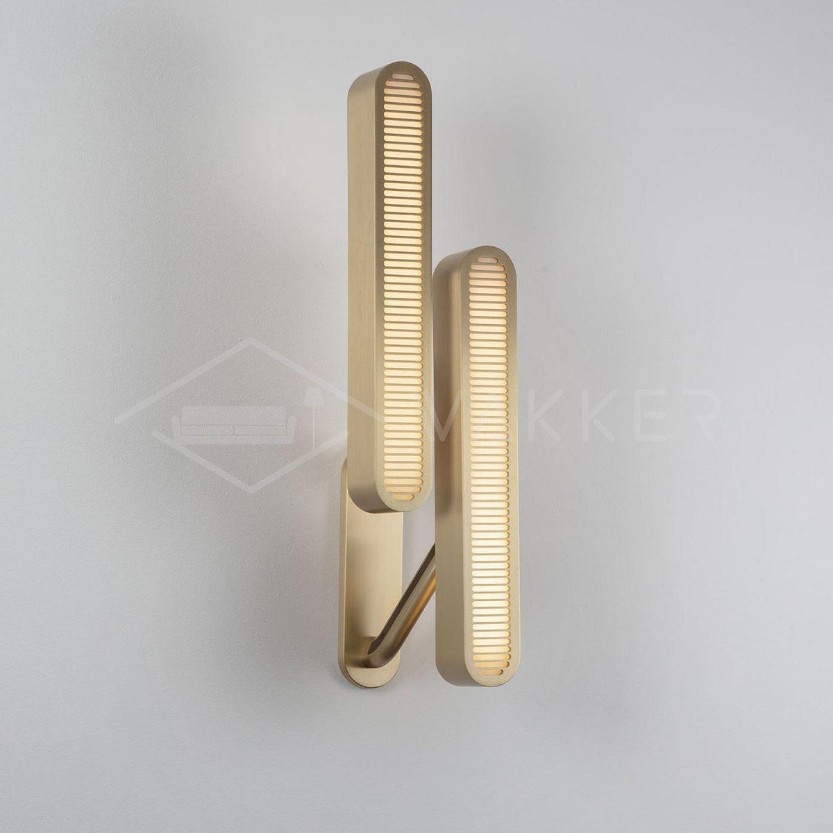 Oriararia Wall Lamp Brass Slotted Grill