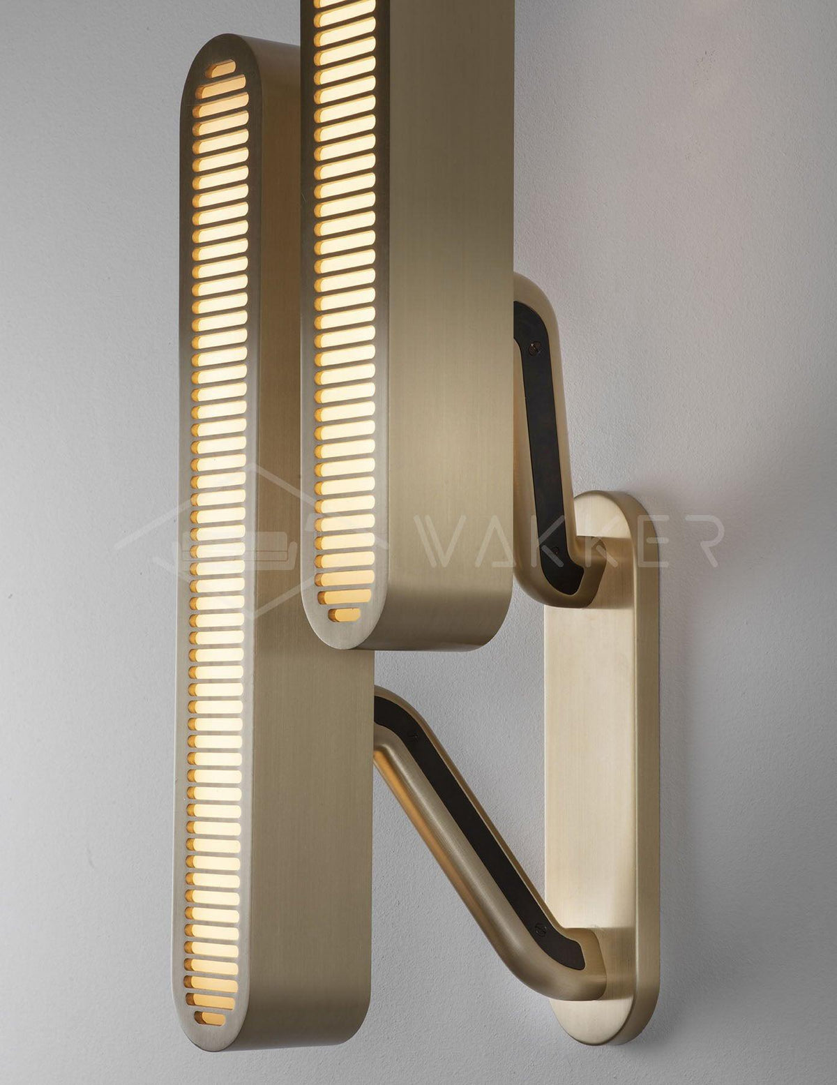 Oriararia Wall Lamp Brass Slotted Grill