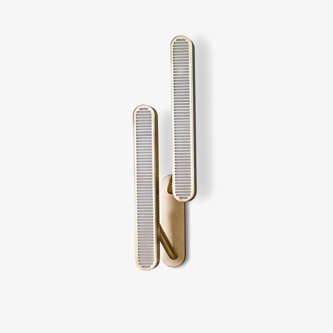 Oriararia Wall Lamp Brass Slotted Grill