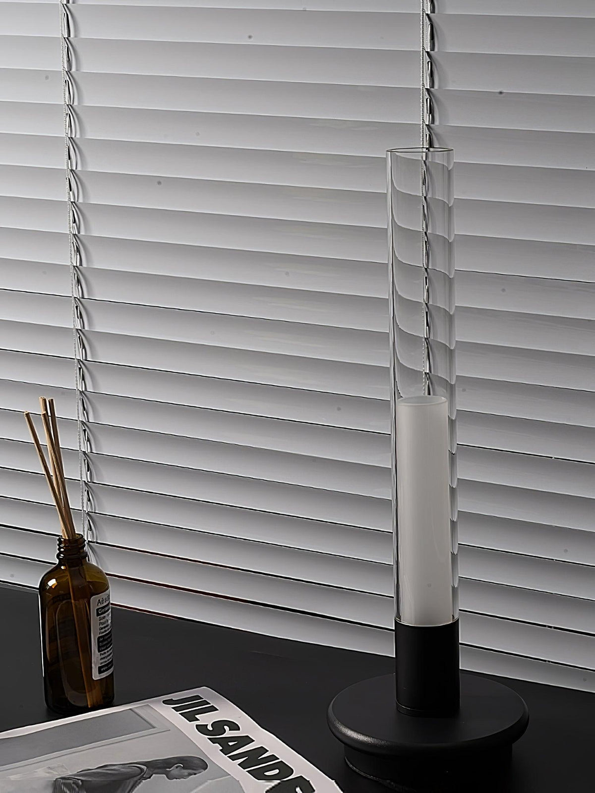 Tevi Acrylic Minimalist Table Lamp